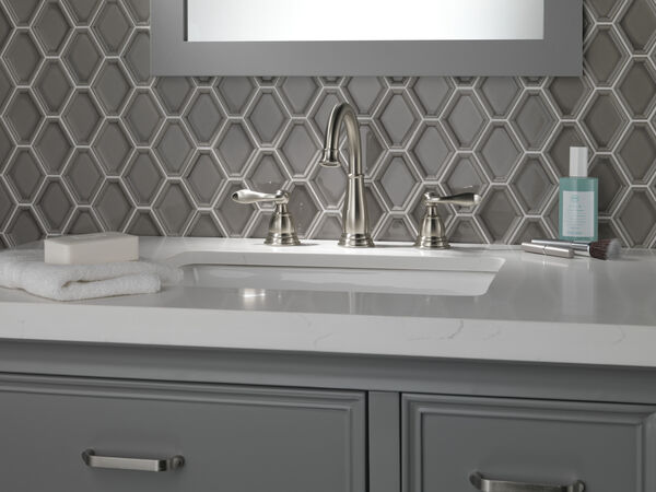 Two Handle Widespread Bathroom Faucet