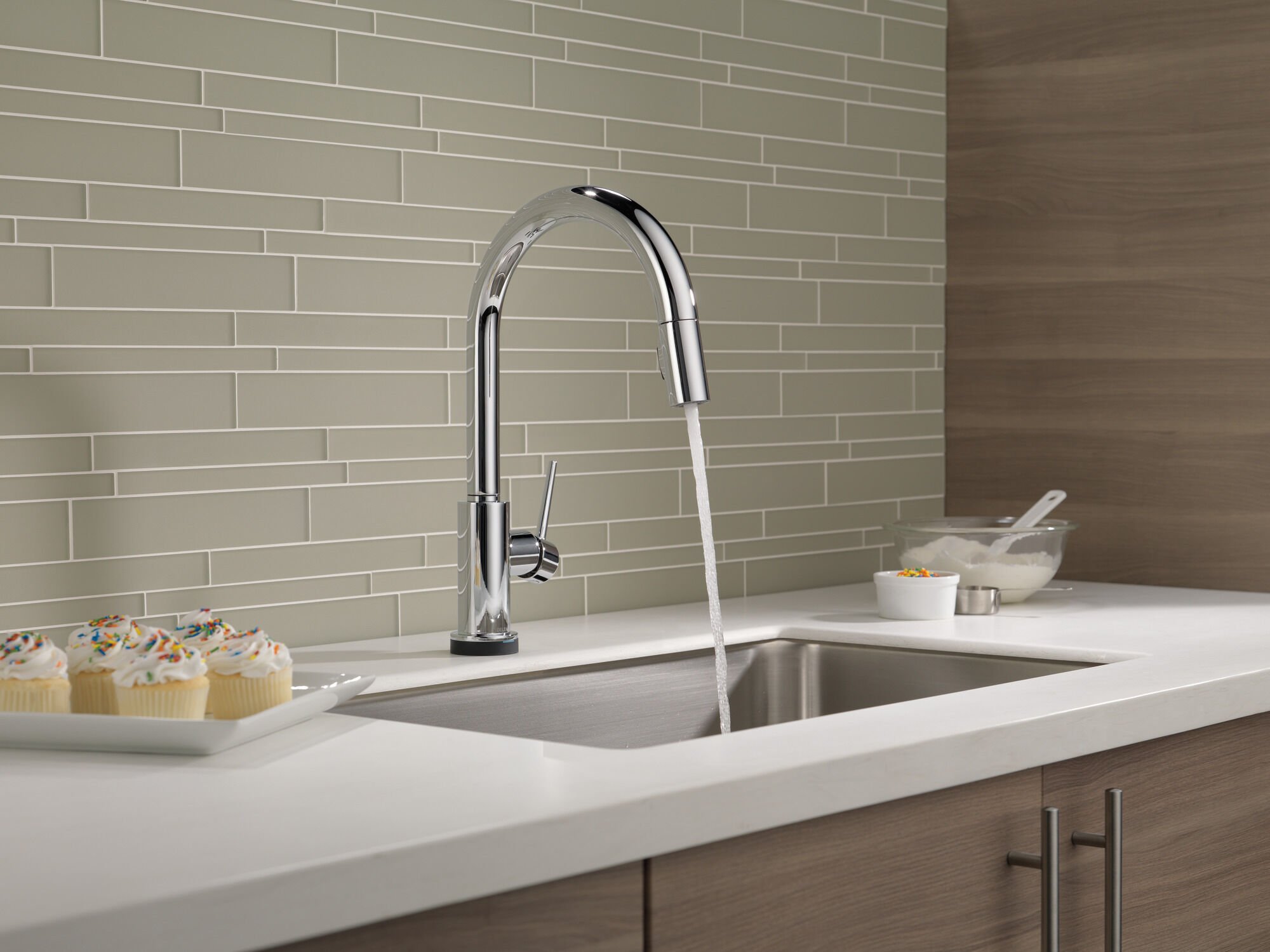 VoiceIQ® Single-Handle Pull-Down Kitchen Faucet with Touch2O