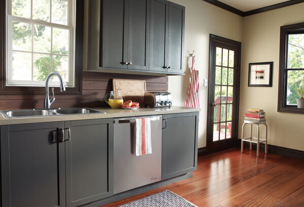 Single Handle Pull-Down Kitchen Faucet with ShieldSpray ...