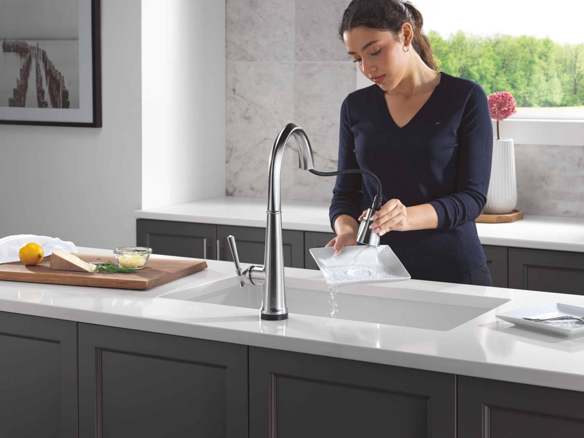 Touch2O® Technology Kitchen Faucet with Touchless Technology in