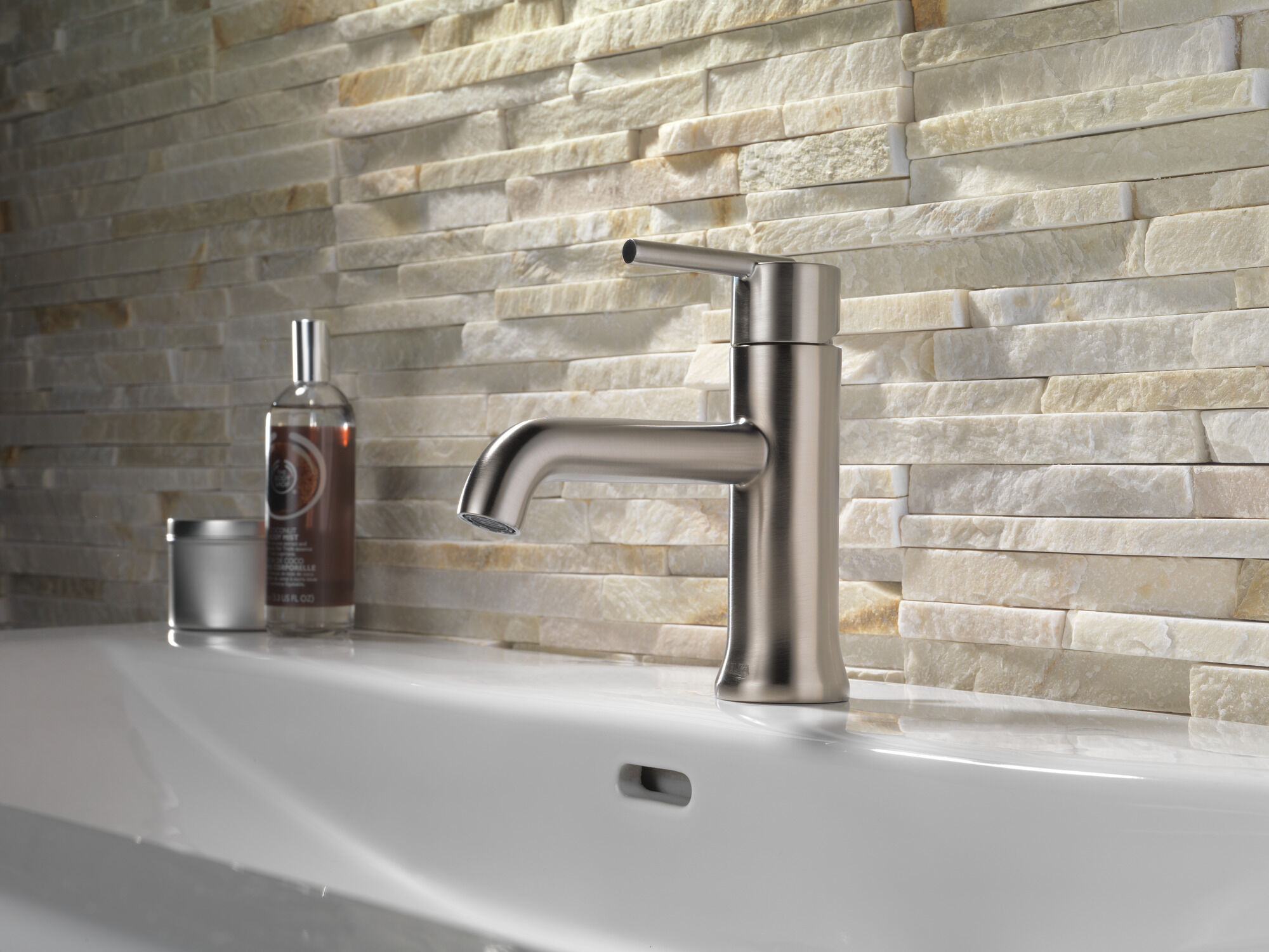 Single Handle Bathroom Faucet in Stainless 559LF-SSLPU | Delta Faucet