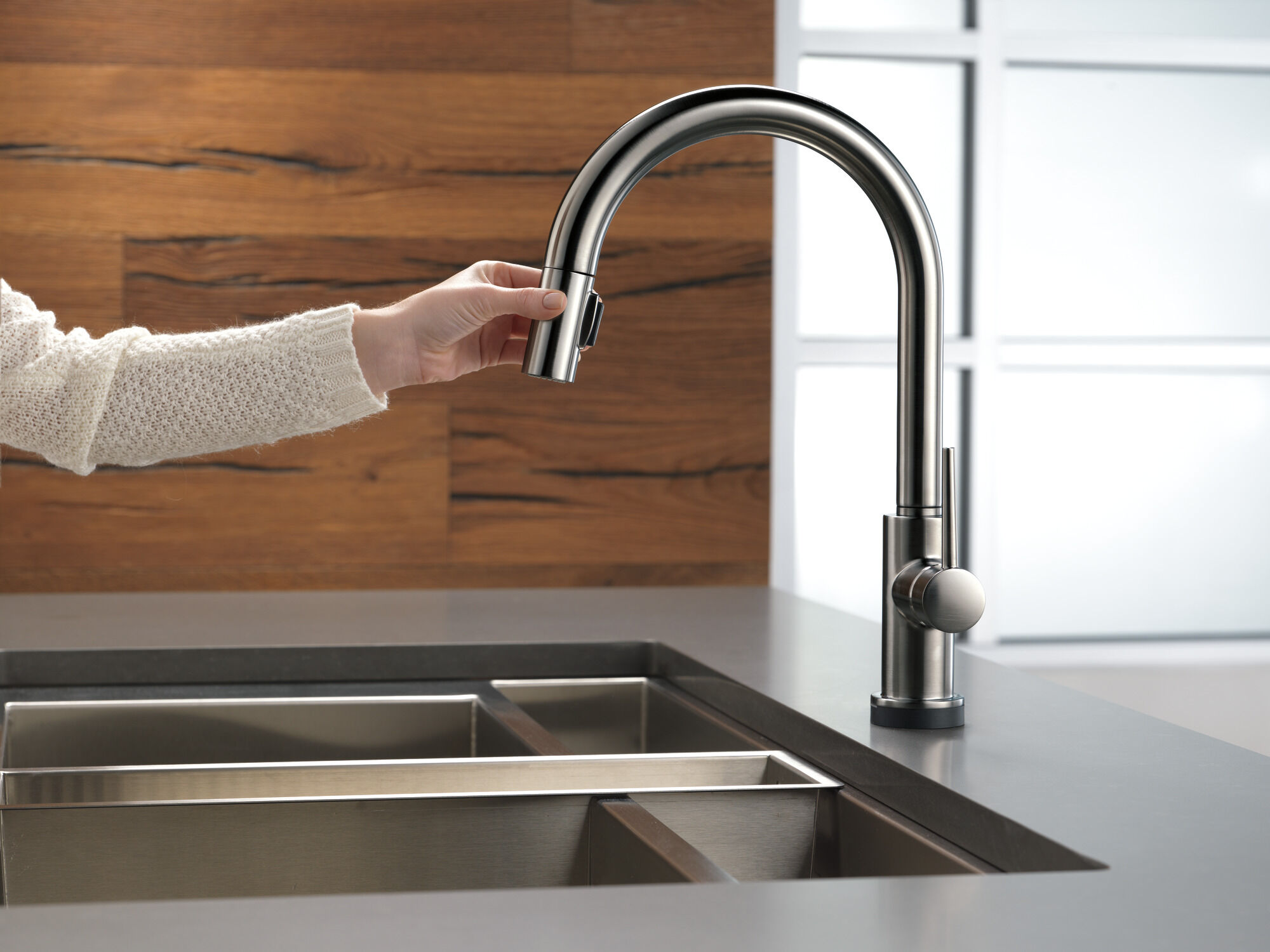 VoiceIQ® Single-Handle Pull-Down Kitchen Faucet with Touch2O