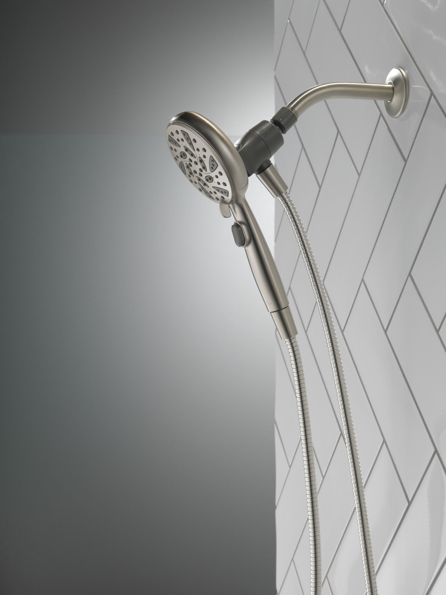 6-Setting SureDock® Magnetic Hand Shower in Satin Nickel 75606SN