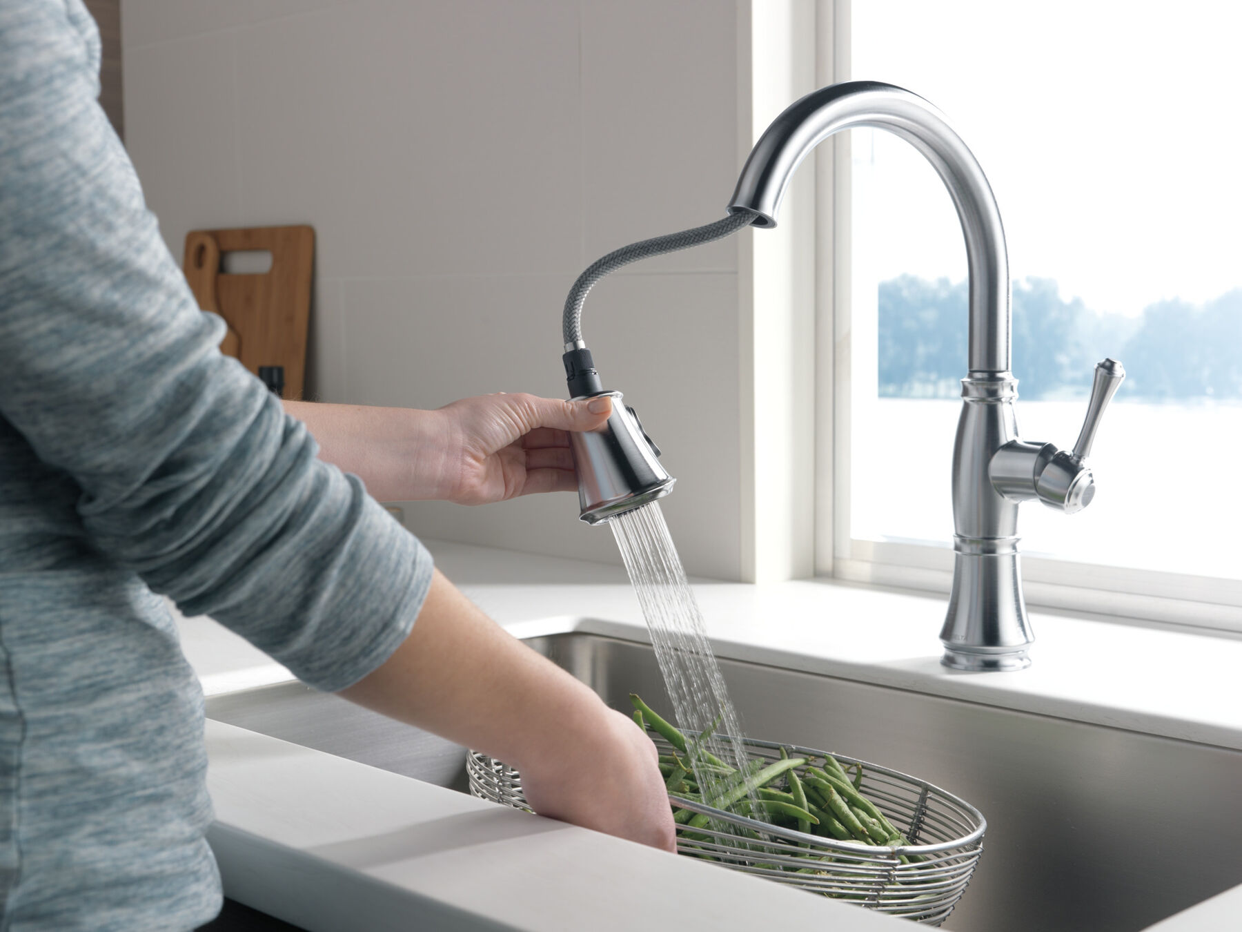 Single Handle Pulldown Kitchen Faucet (Recertified) in Lumicoat® Arctic ...
