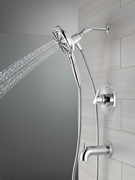 Monitor® 14 Series Tub and Shower with SureDock® Hand Shower, image 4