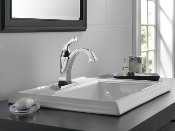 Single Handle Bathroom Faucet with Touch<sub>2</sub>O.xt® Technology, image 3