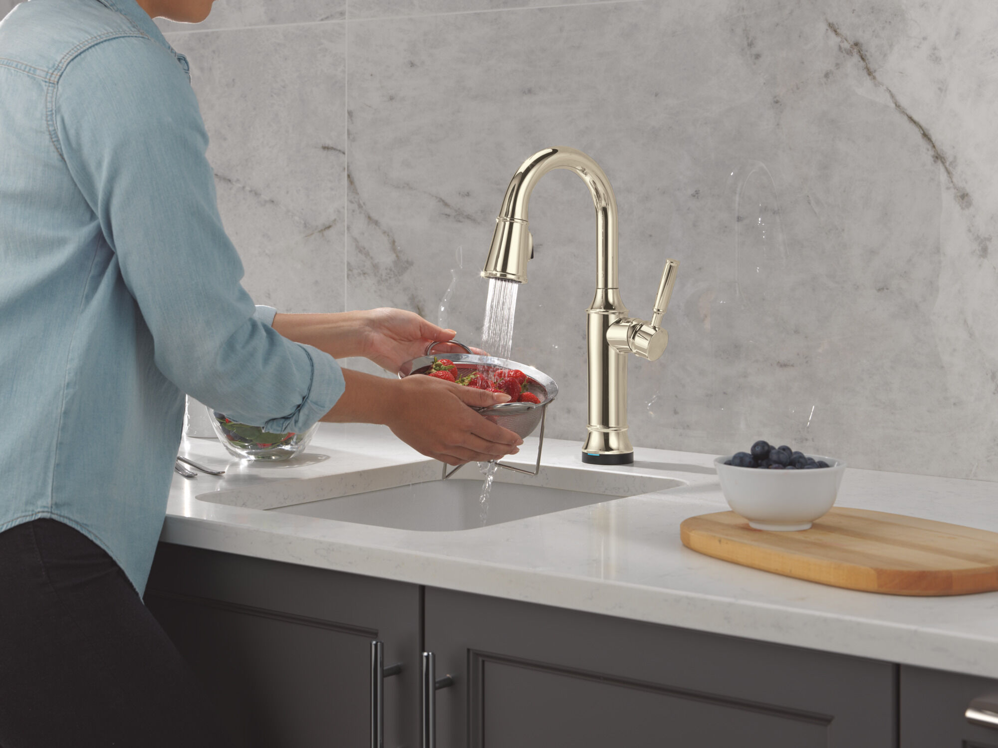 Touch2O® Bar / Prep Faucet with Touchless Technology in Lumicoat