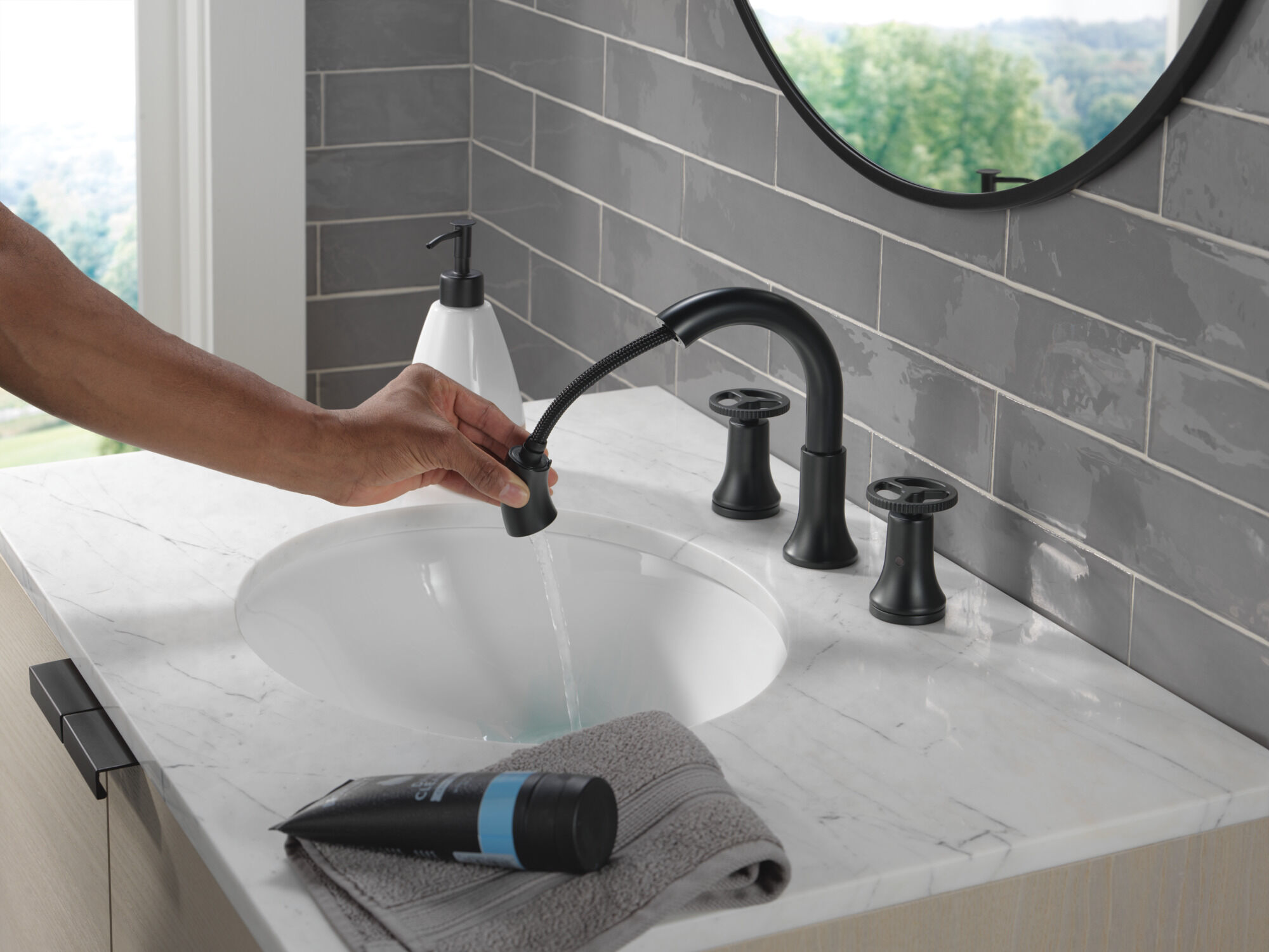 Two Handle Widespread Pull Down Bathroom Faucet in Matte Black