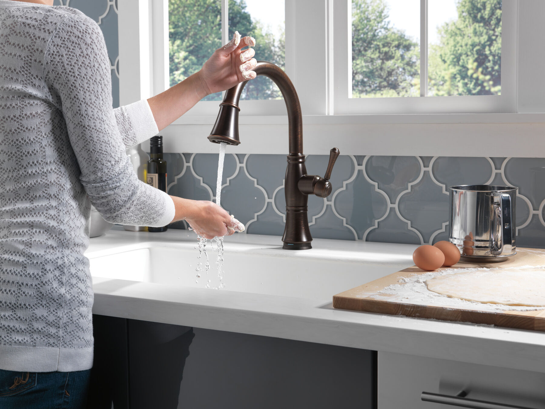 Single Handle Pull-Down Kitchen Faucet with Touch<sub>2</sub>O&reg; and ShieldSpray&reg; Technologies