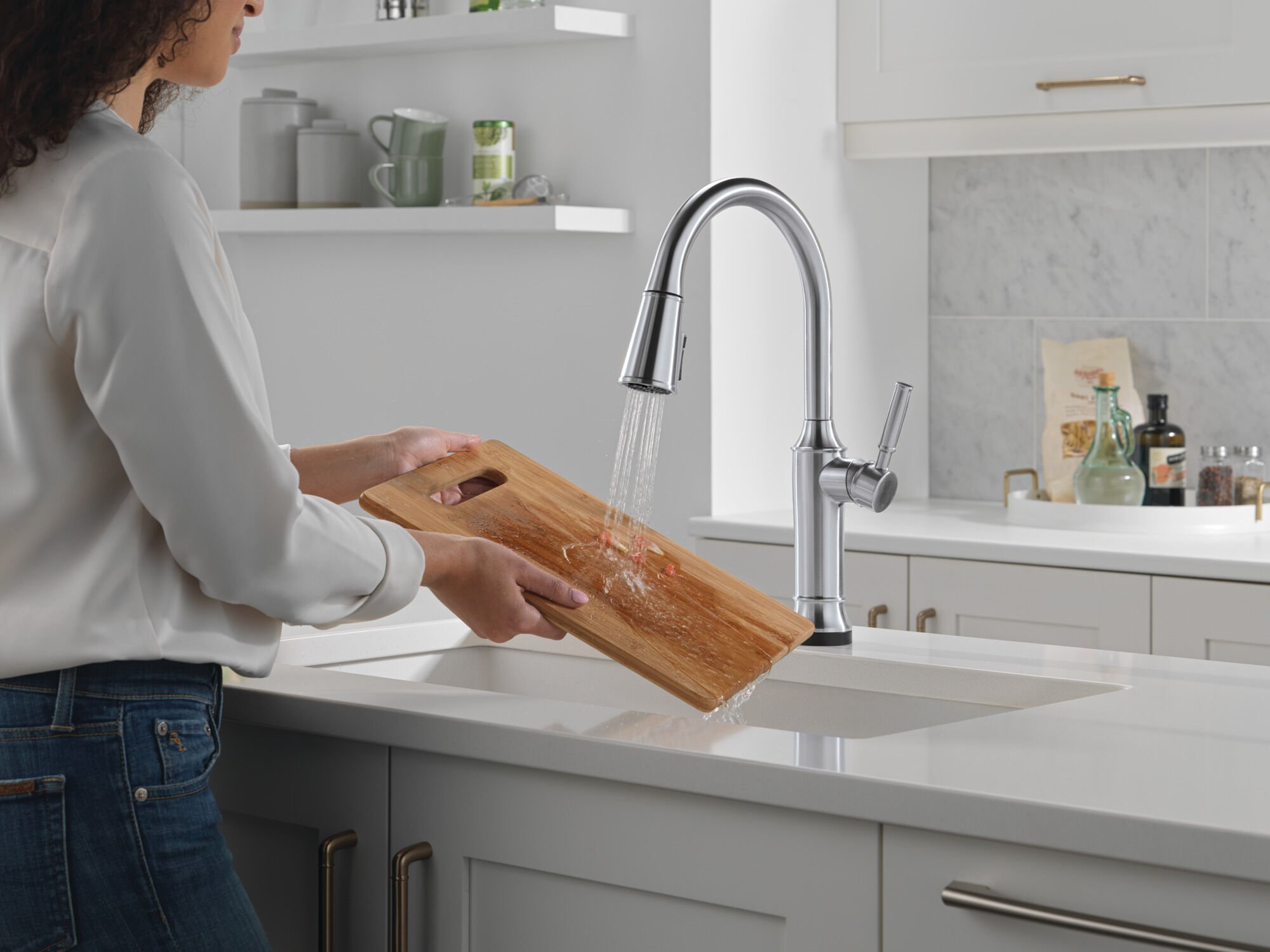 Touch2O® Technology Kitchen Faucet with Touchless Technology in
