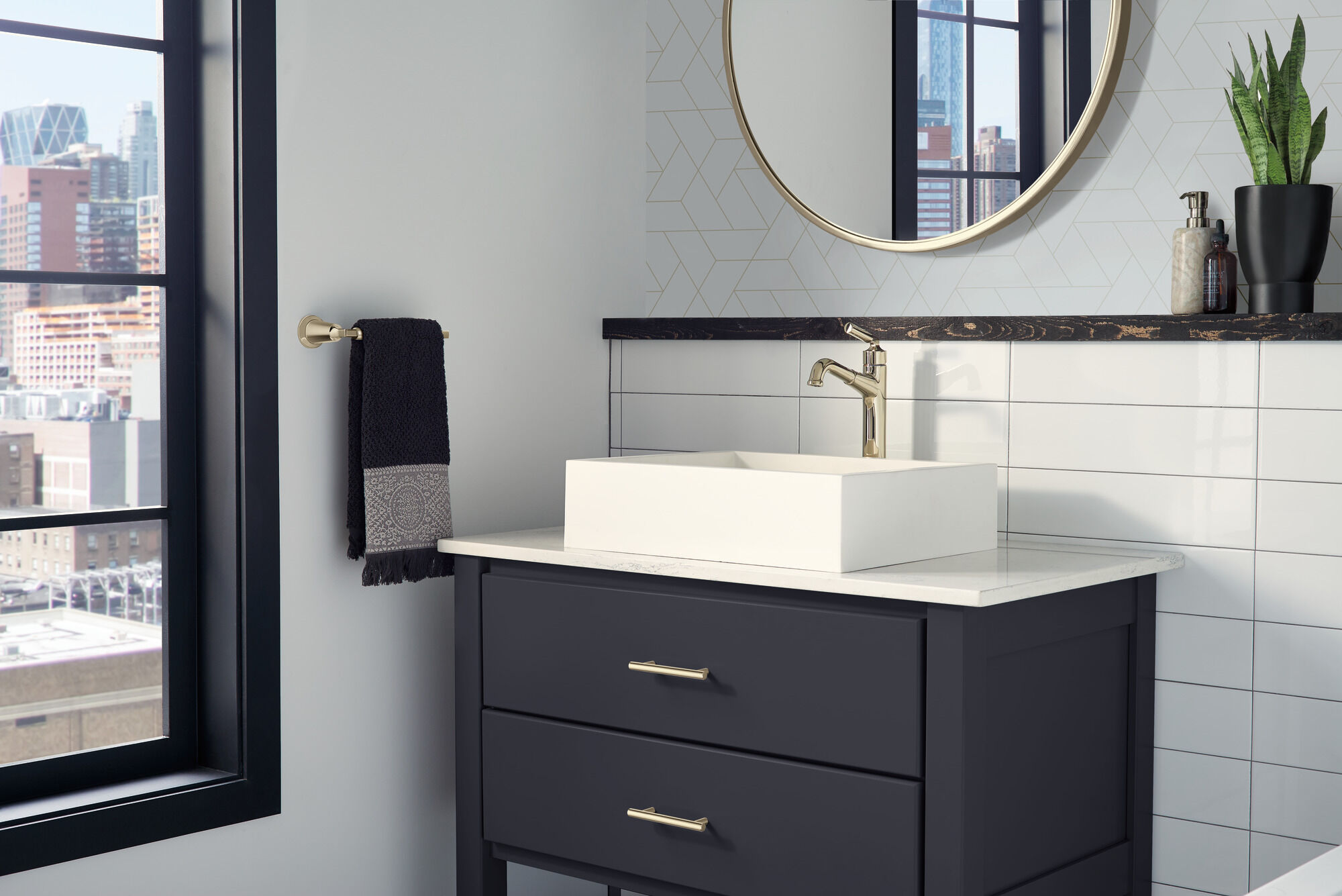 Single Handle Vessel Bathroom Faucet in Polished Nickel 748LF-PN