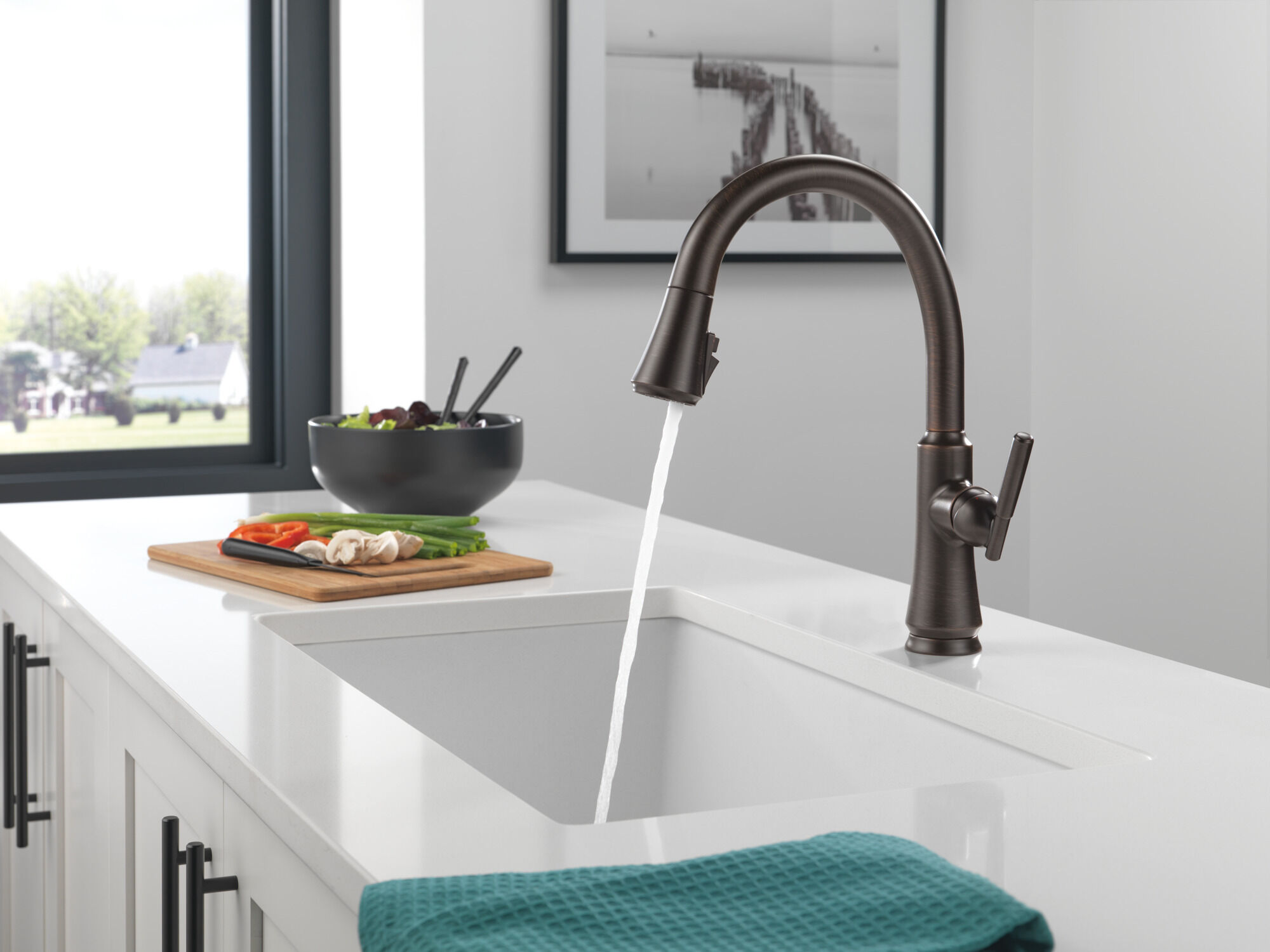 Single Handle Pull-Down Kitchen Faucet in Venetian Bronze 9179-RB