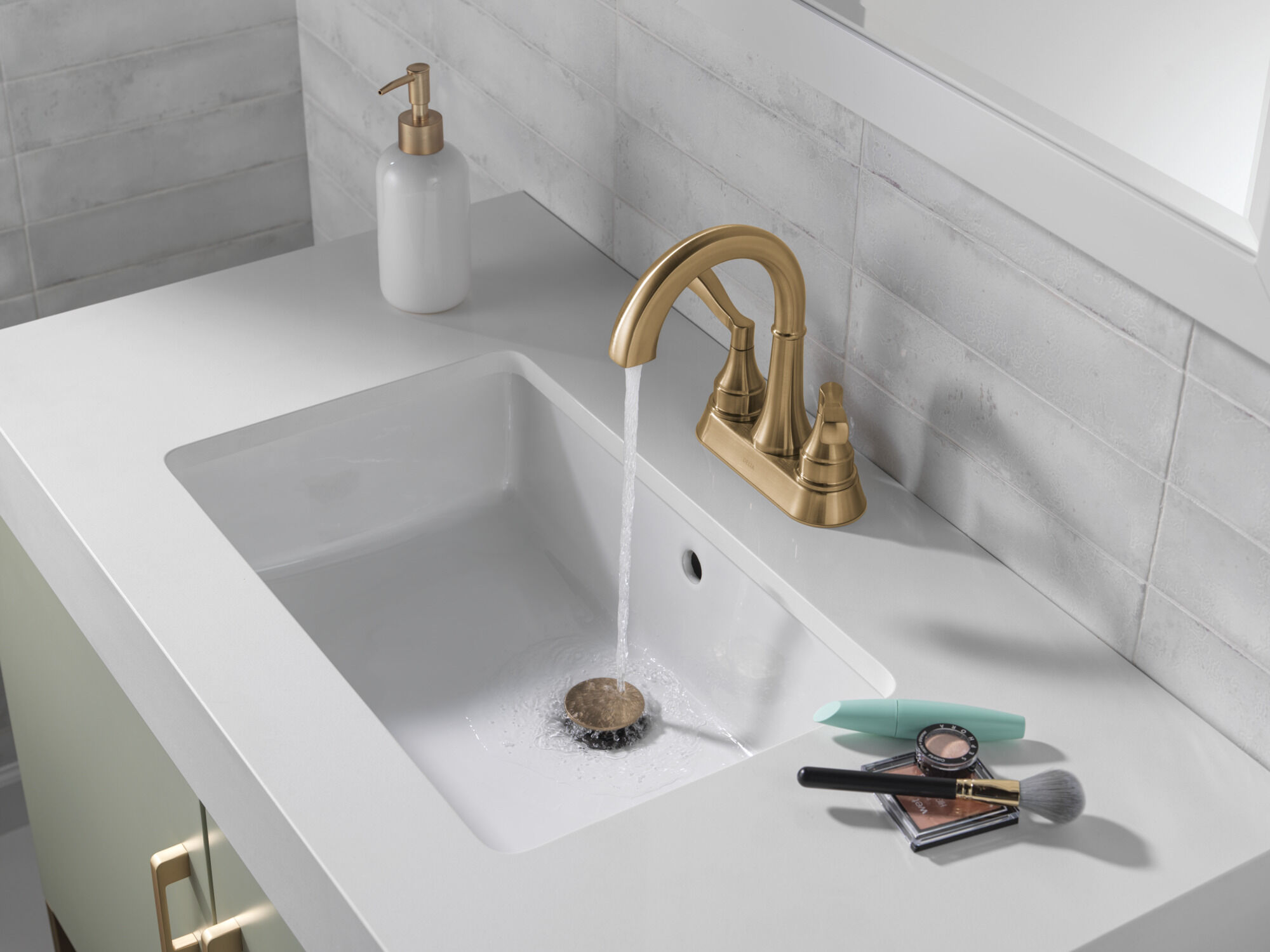 Two Handle Centerset Bathroom Faucet in Champagne Bronze 25822LF