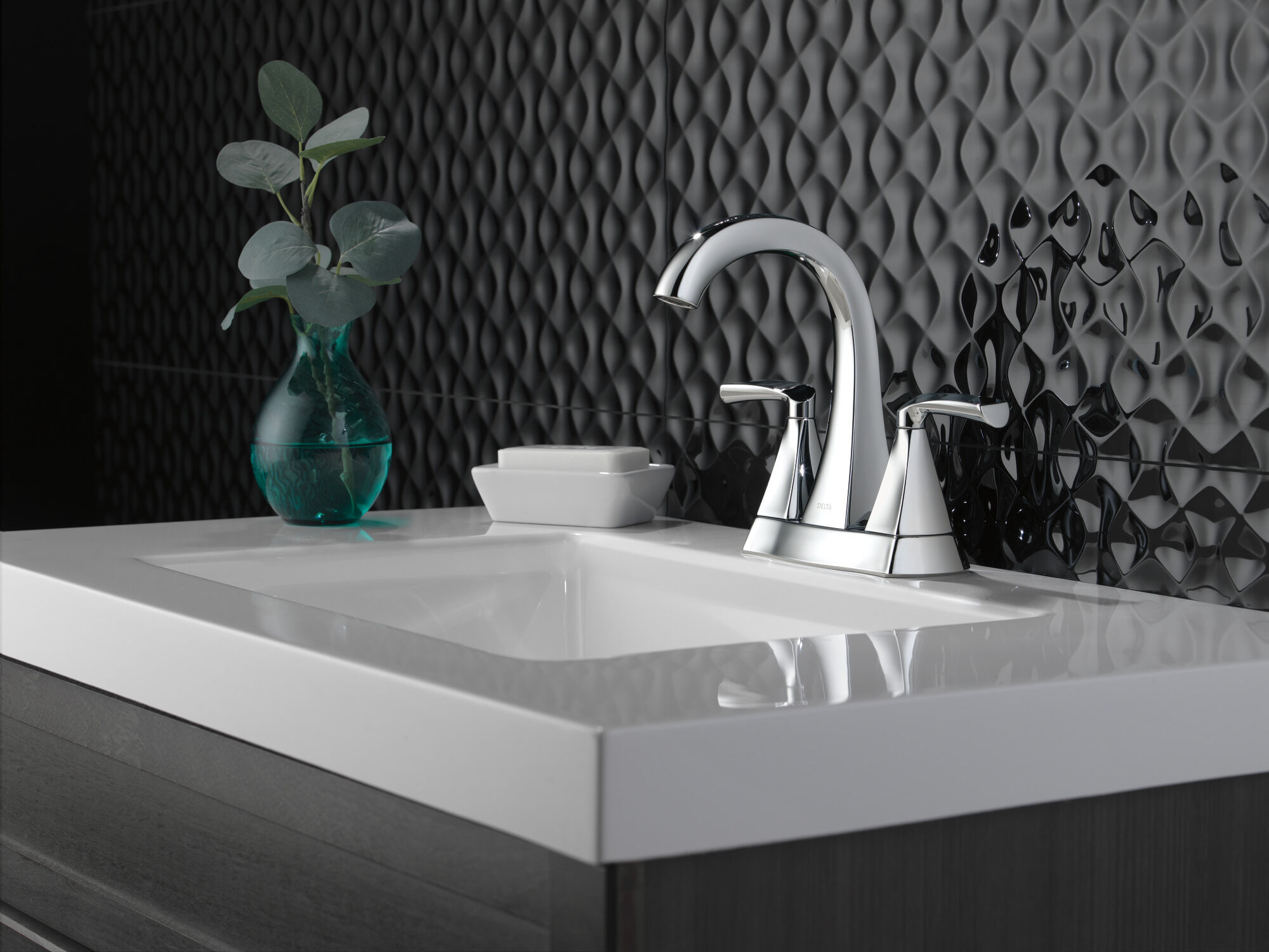 Two Handle Centerset Bathroom Faucet in Chrome 25899LF | Delta Faucet