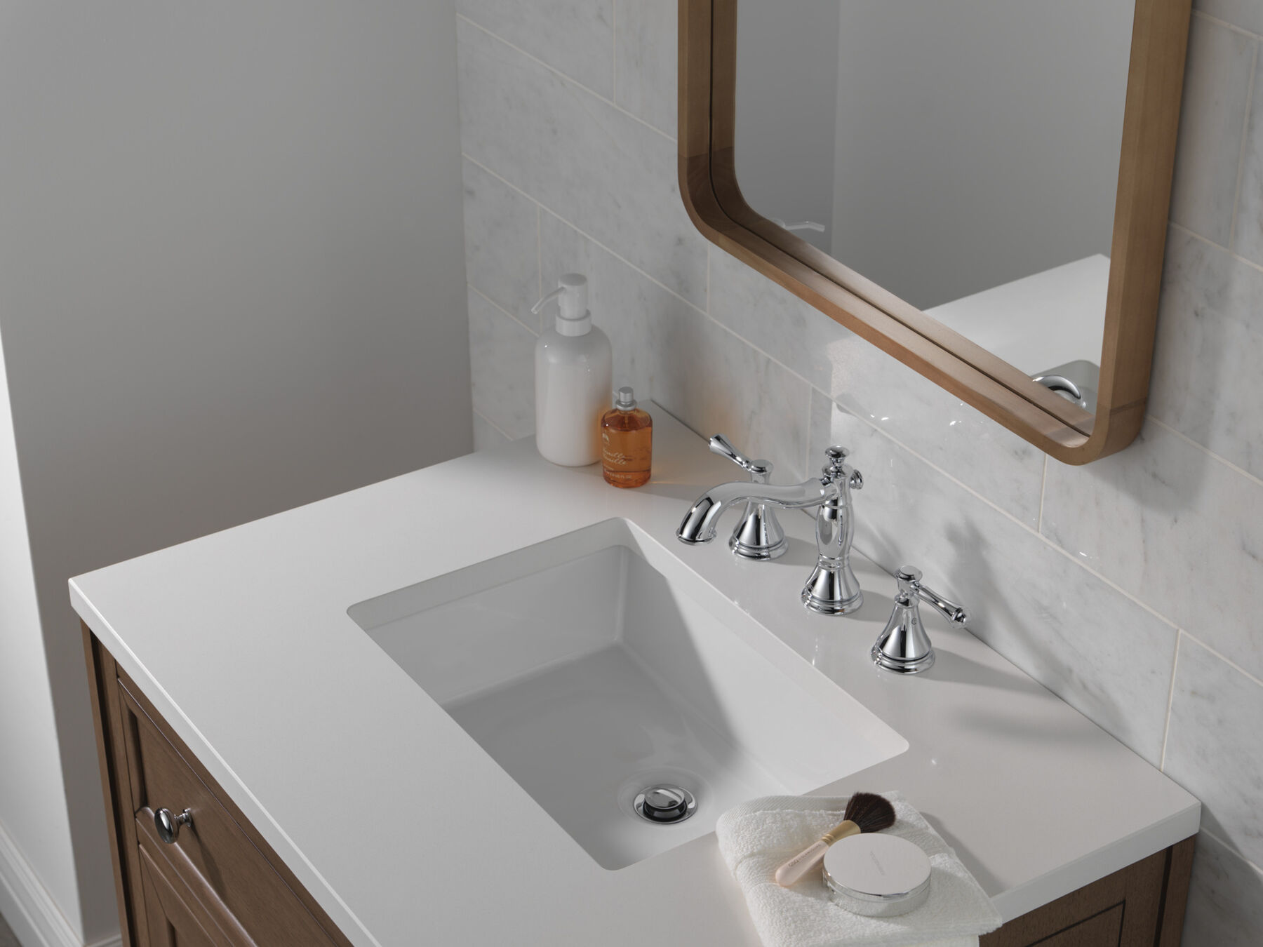 Two Handle Widespread Bathroom Faucet in Chrome 3597LF-MPU | Delta  