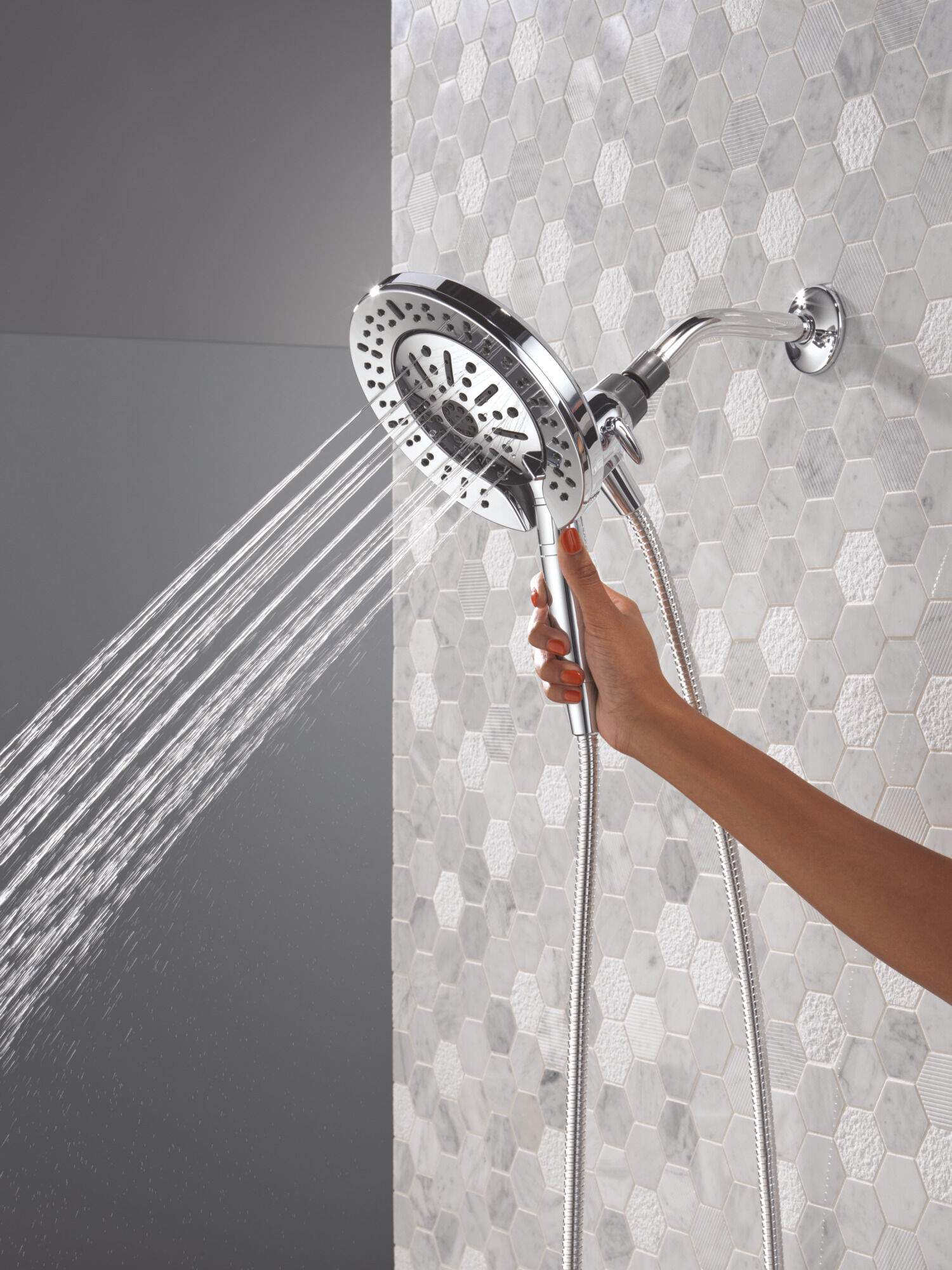 75655_MODEL_WATER_07_WEB.jpg?
