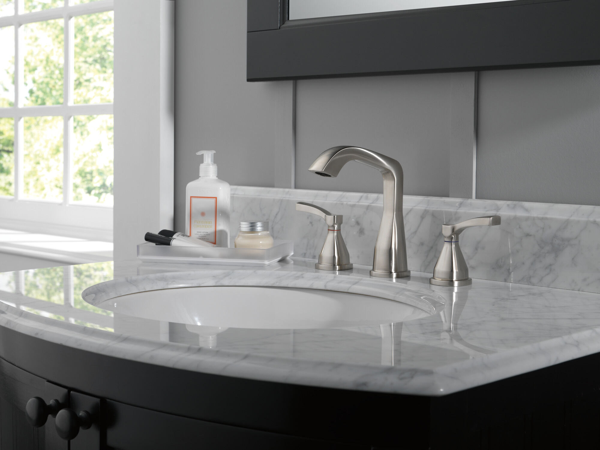 Widespread Faucet in Stainless 35776-SSMPU-DST | Delta Faucet