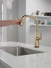 Single Handle Pull-Down Kitchen Faucet with Touch<sub>2</sub>O&reg; Technology