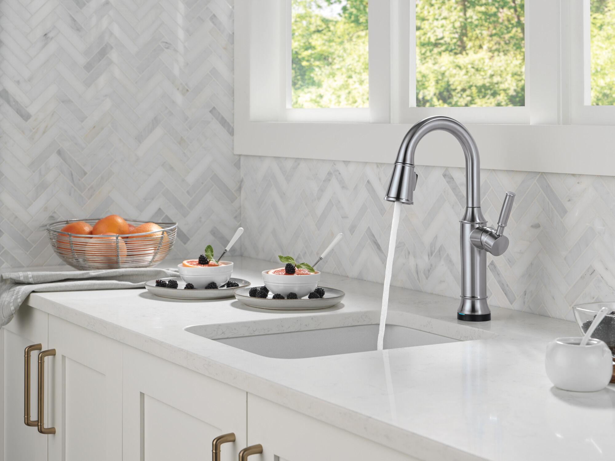 Touch2O® Bar / Prep Faucet with Touchless Technology in Lumicoat