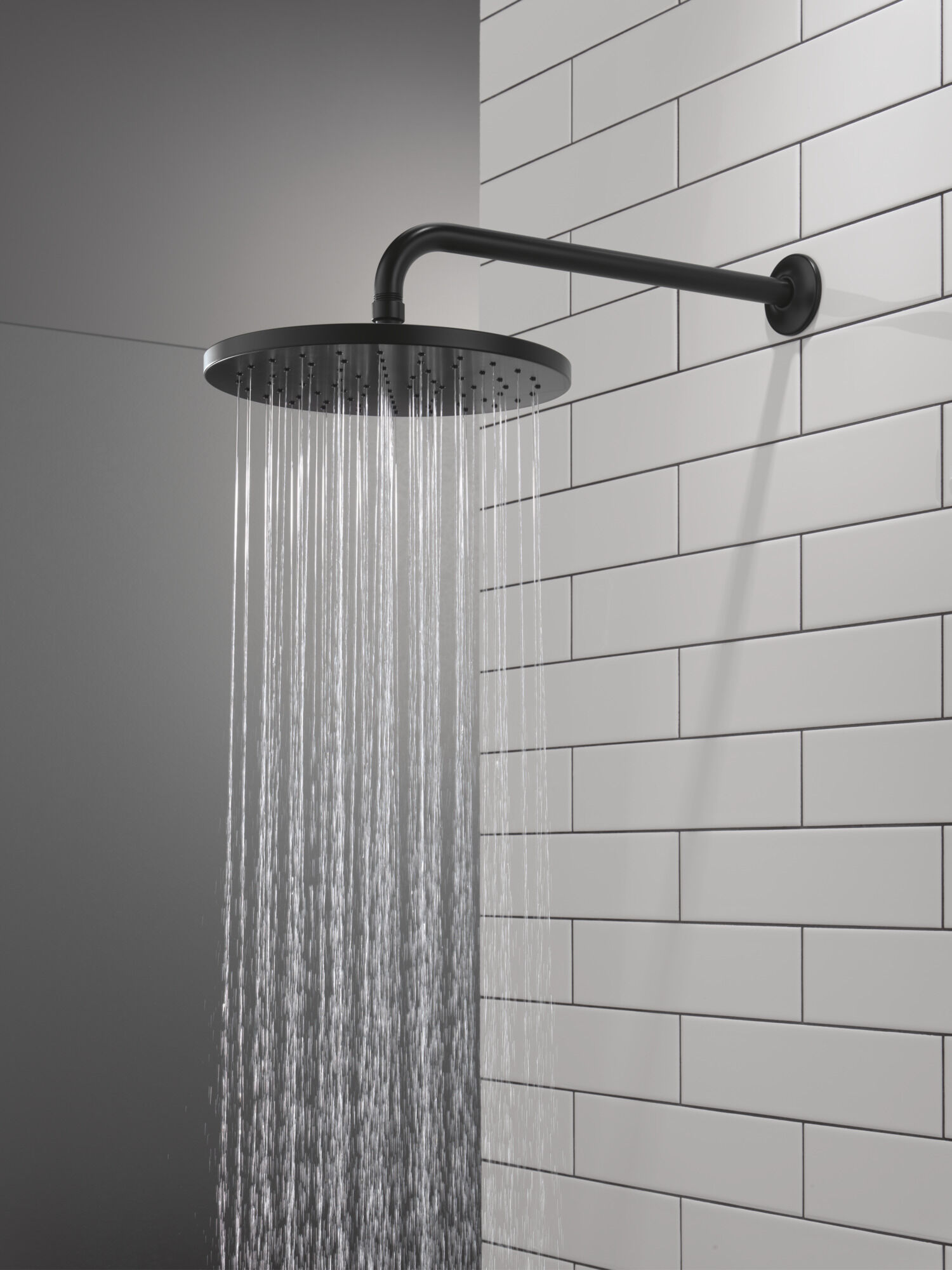 Delta Faucet U4998-BL Deckenhalterung Für Brausearm – 35,6 Cm Auszug, Matte Schwarz, Mit Flansch