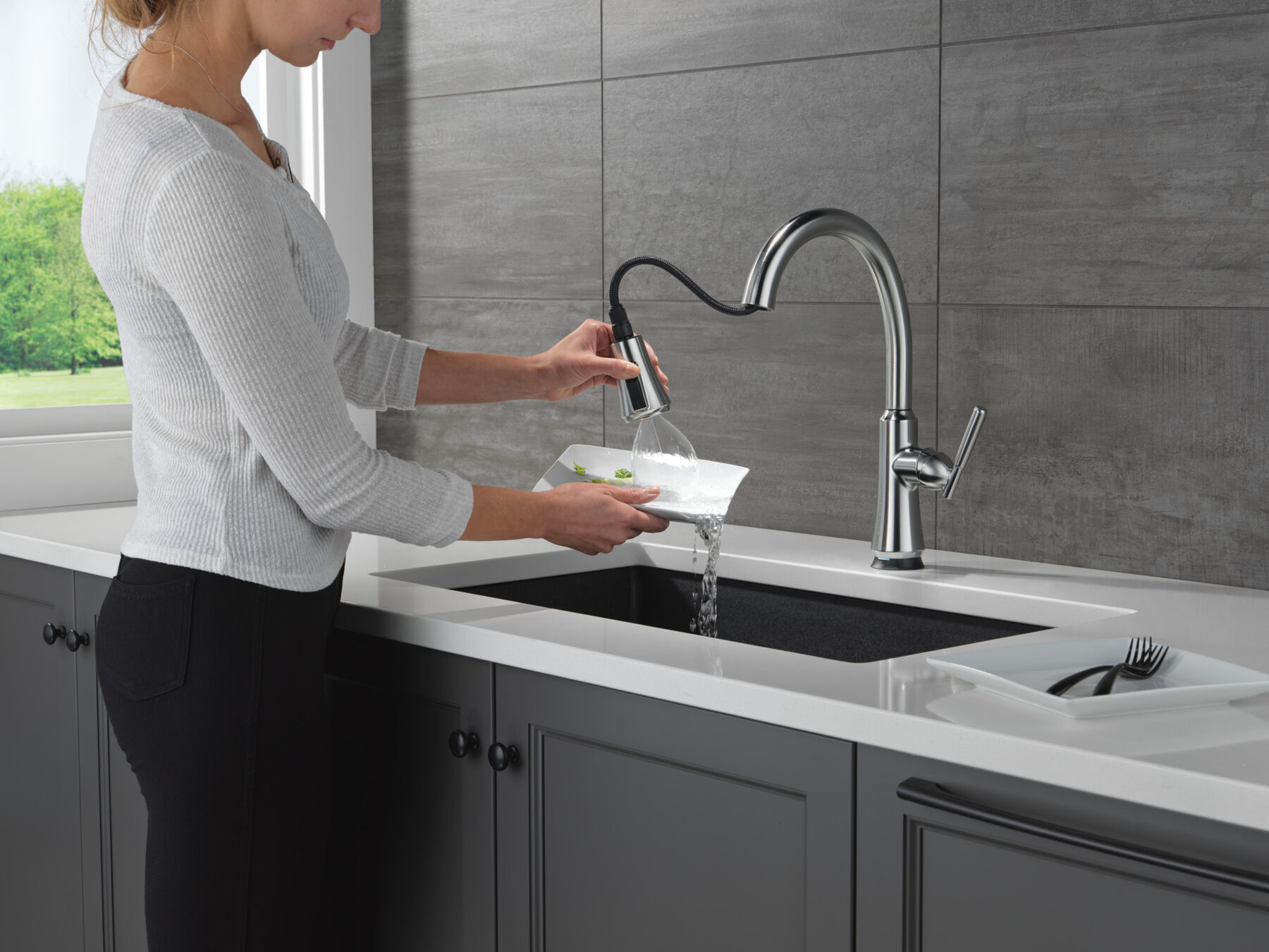 Touch<sub>2</sub>O® Technology Kitchen Faucet with Touchless Technology, image 7
