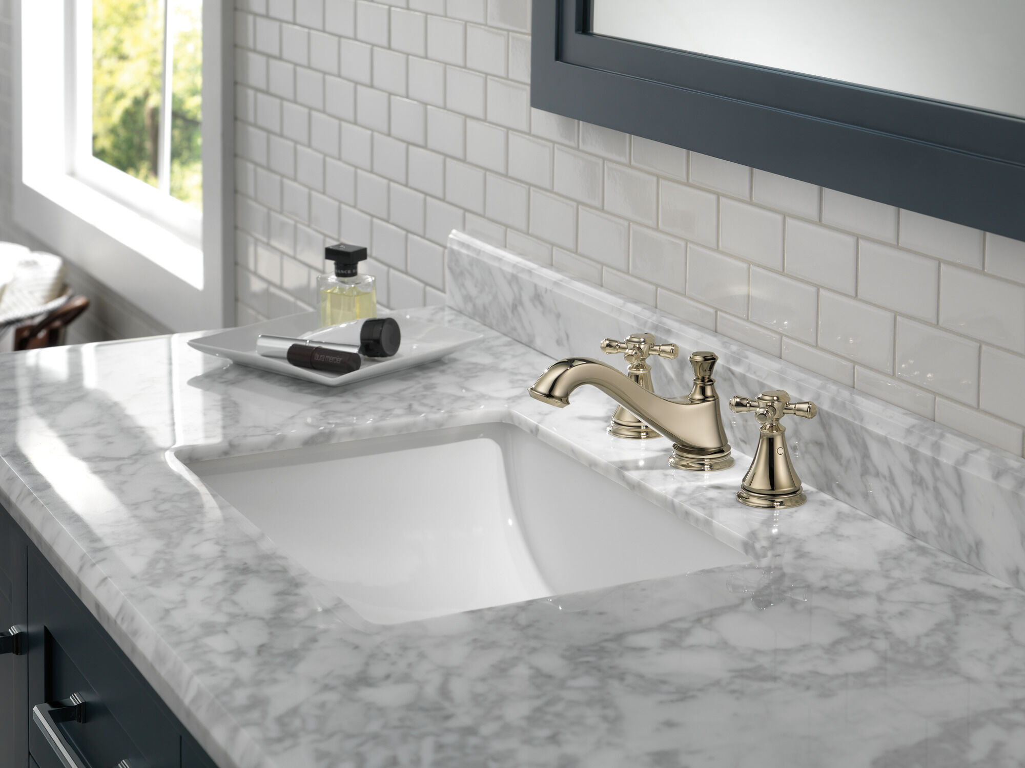 3595LF-PNMPU-LHP_H295PN_WEB.