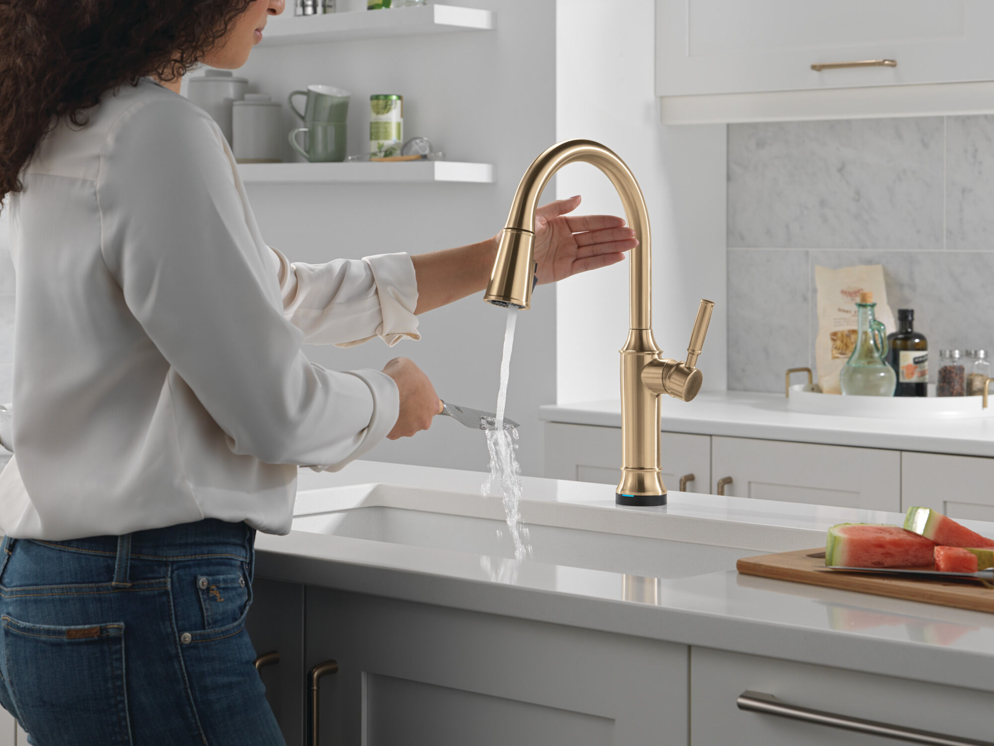 Touch2O® Technology Kitchen Faucet with Touchless Technology in