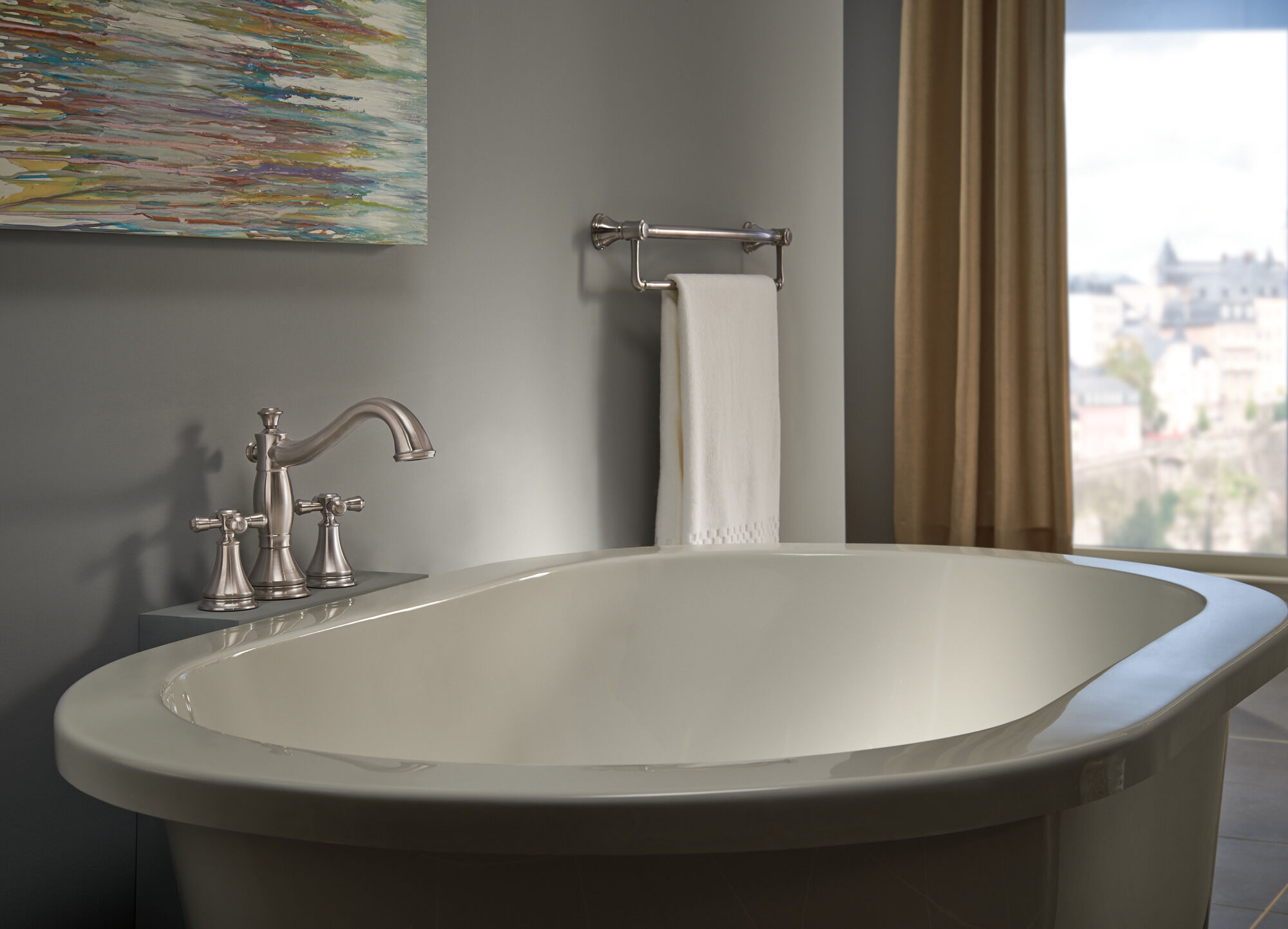 Roman Tub Trim - Less Handles in Stainless T2797-SSLHP | Delta Faucet