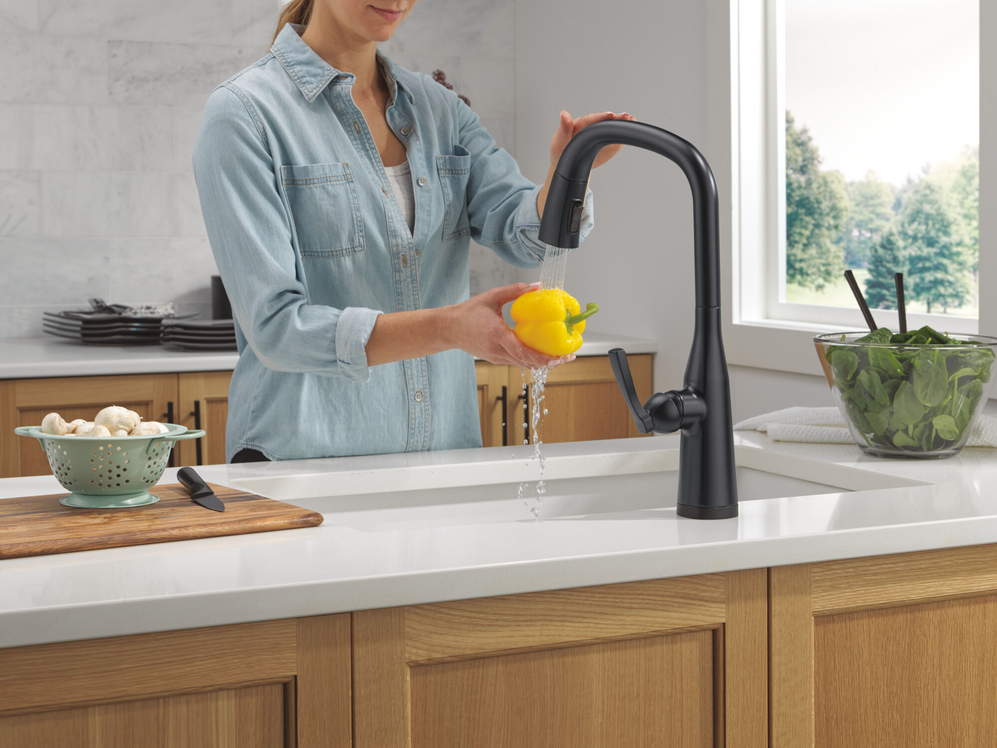 VoiceIQ® Single Handle Pull-Down Faucet with Touch2O® Technology