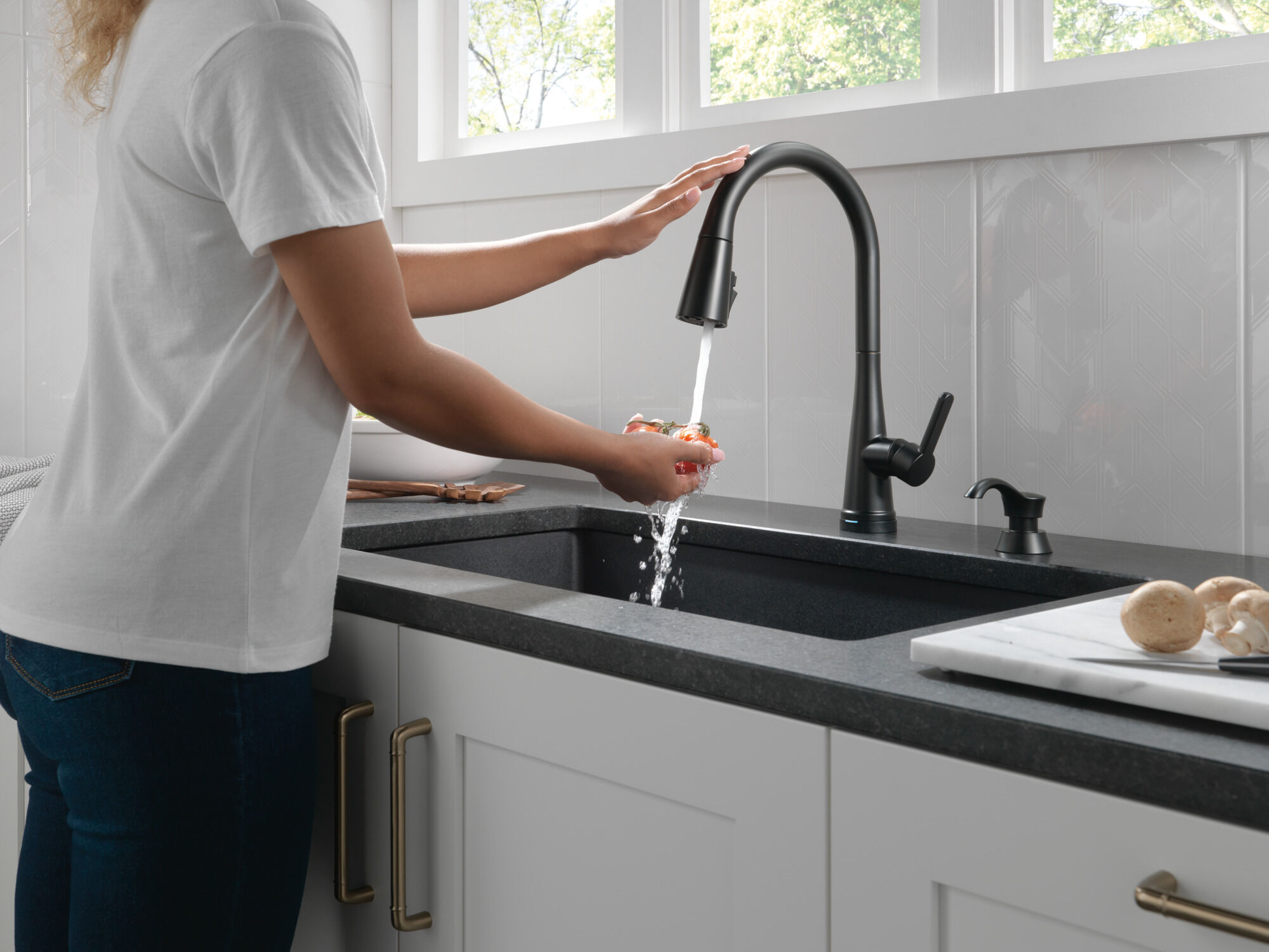 Touch2O® Technology Pull-Down Kitchen w/Soap (Recertified) in