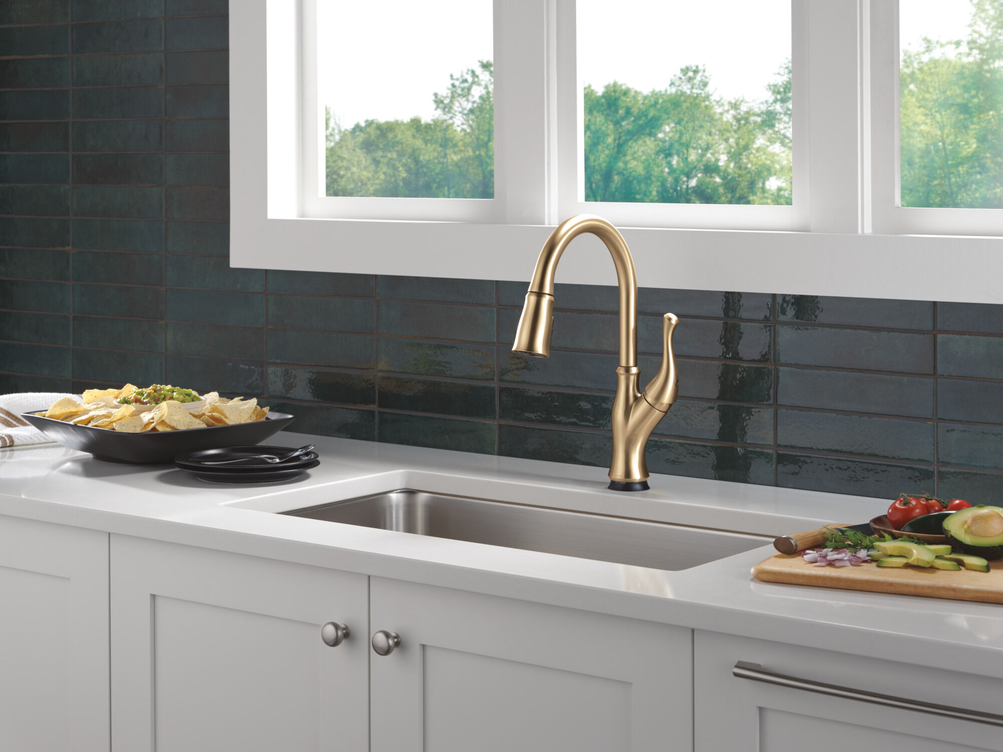 Touch2O® Technology Kitchen Faucet with Touchless Technology in