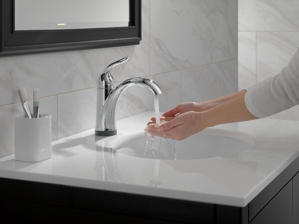 Single Handle Bathroom Faucet with Touch<sub>2</sub>O.xt® Technology, image 6