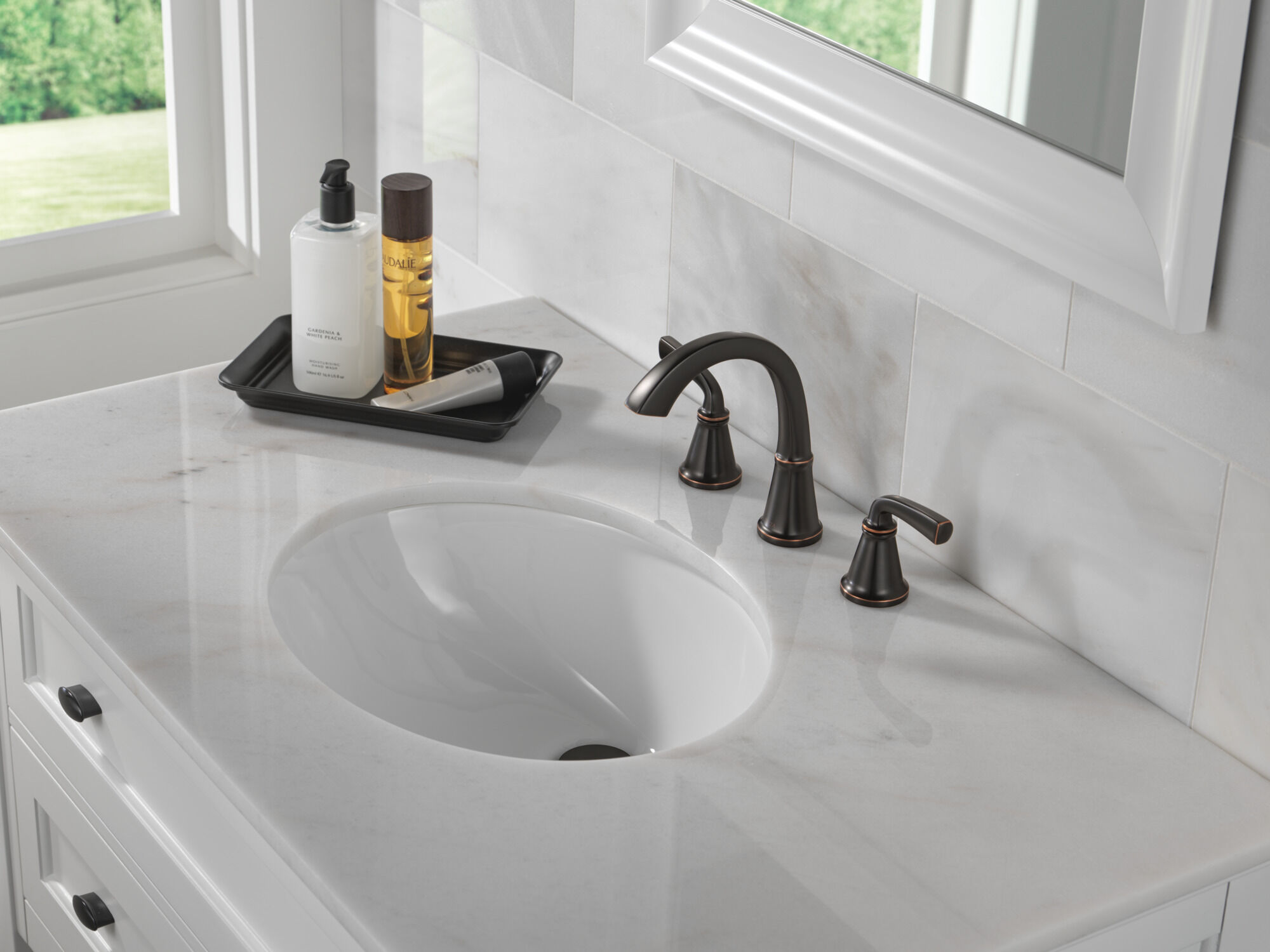 Two Handle Widespread Bathroom Faucet in Oil Rubbed Bronze 35864LF