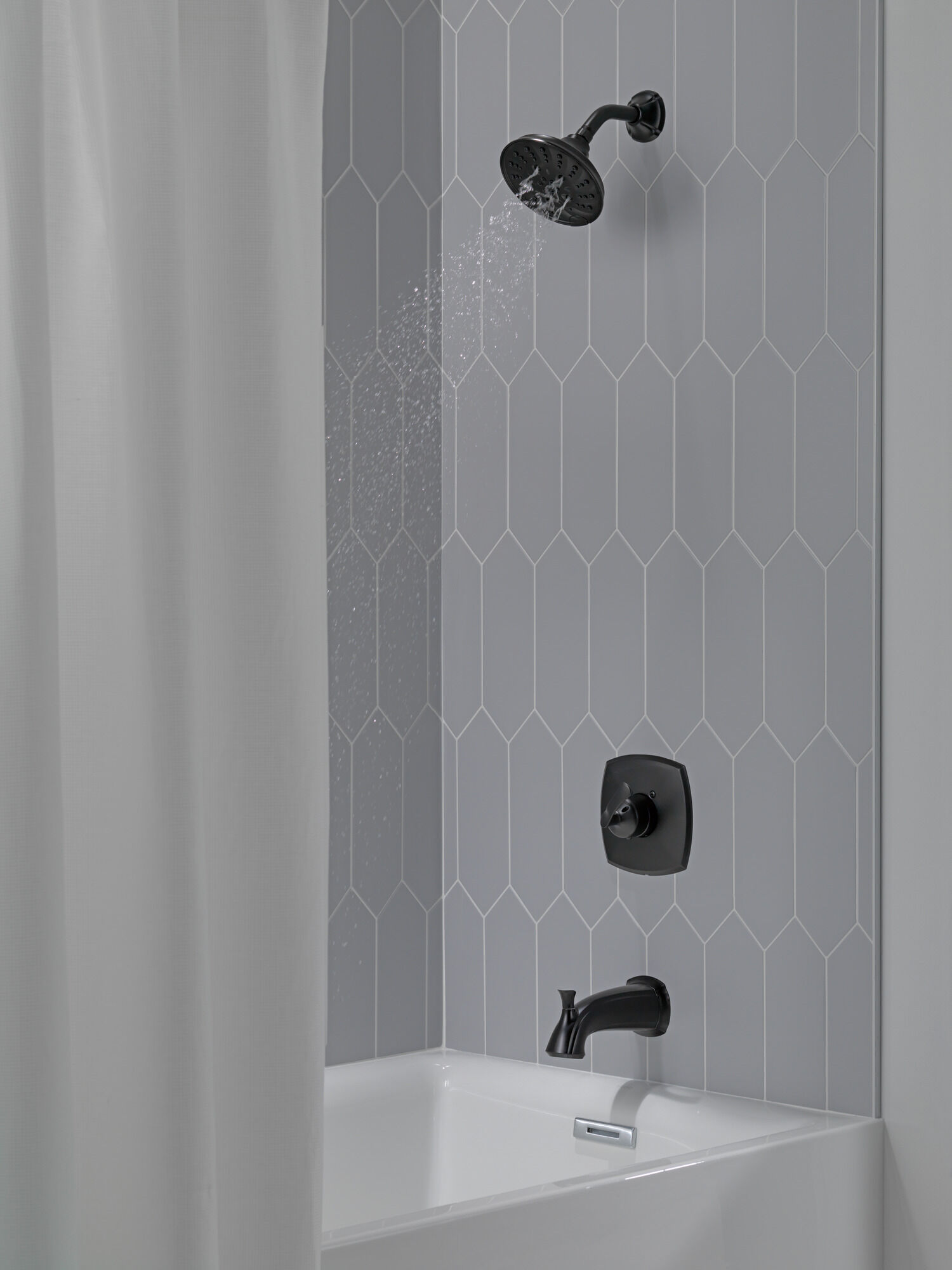 Monitor 14 Series Tub and Shower Trim in Matte Black 144748-BL