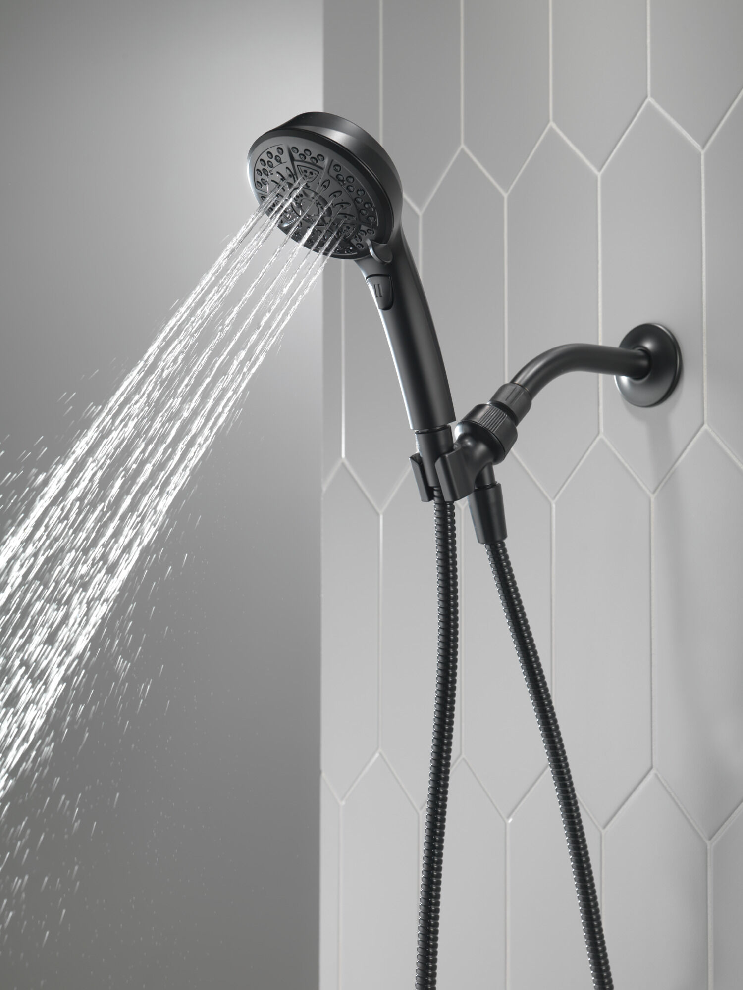 7 Setting Hand Shower in Matte Black 75601BL | Delta Faucet
