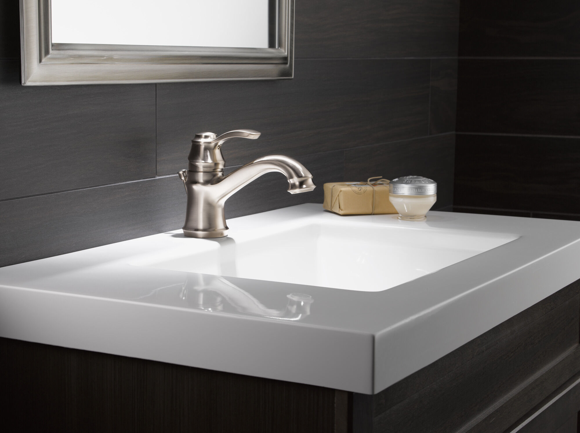 15710-SS-ECO-DST_WEB.jpg?sw=