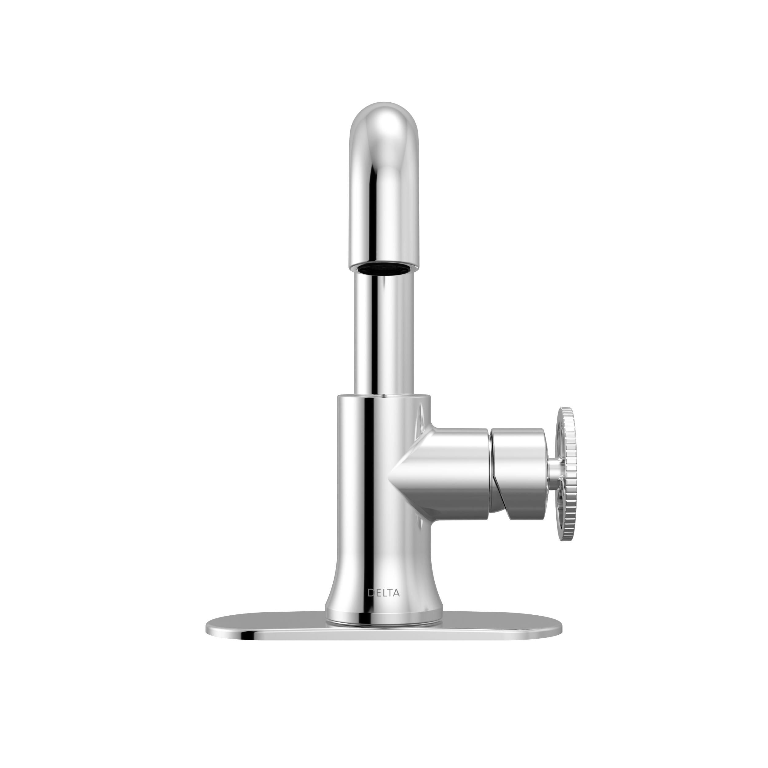 Single Handle Bathroom Faucet in Chrome 5547HAR-DST | Delta Faucet