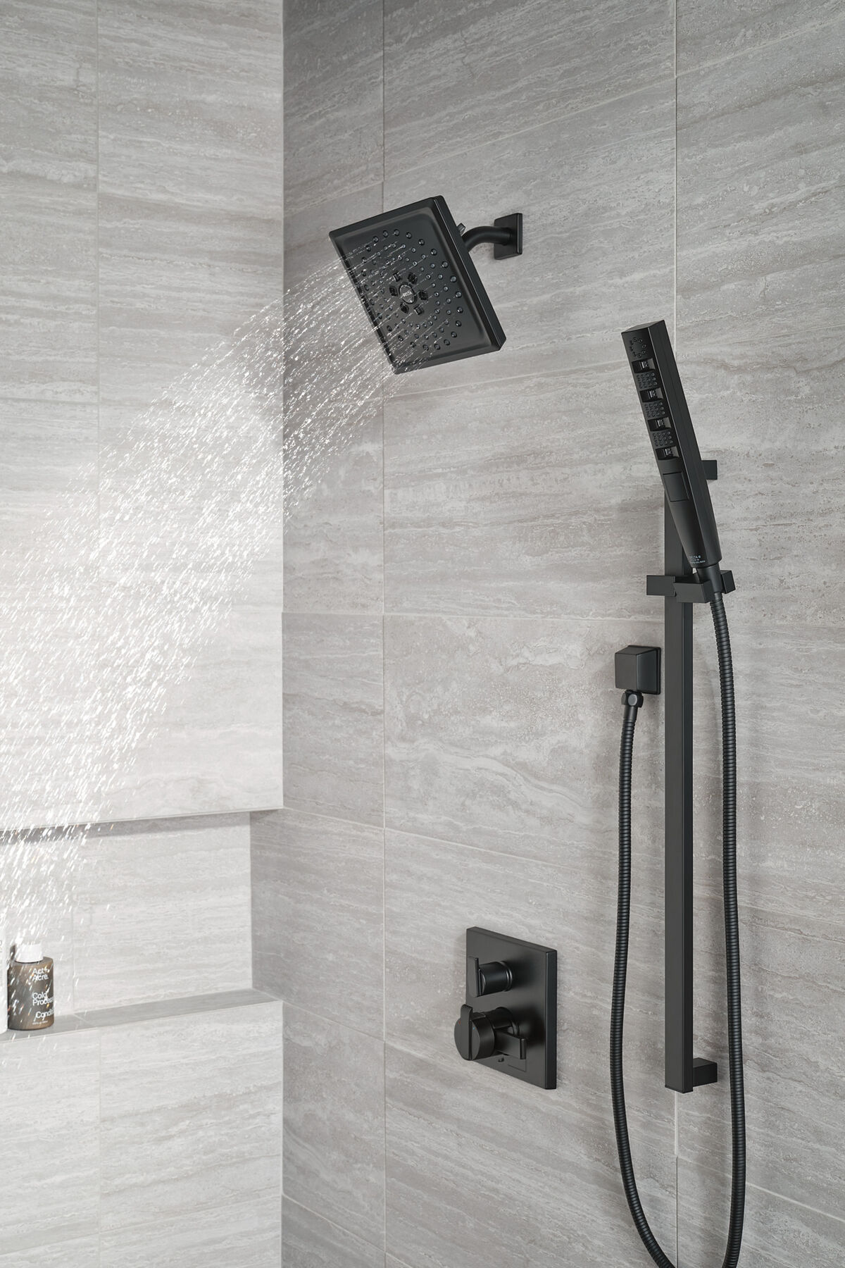 Angular Modern Monitor® 17 Series Valve Trim with 3-Setting  