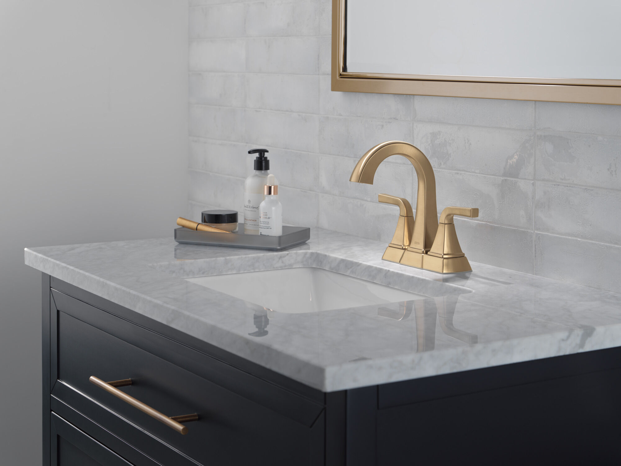 Two Handle Centerset Bathroom Faucet in Champagne Bronze 25854LF