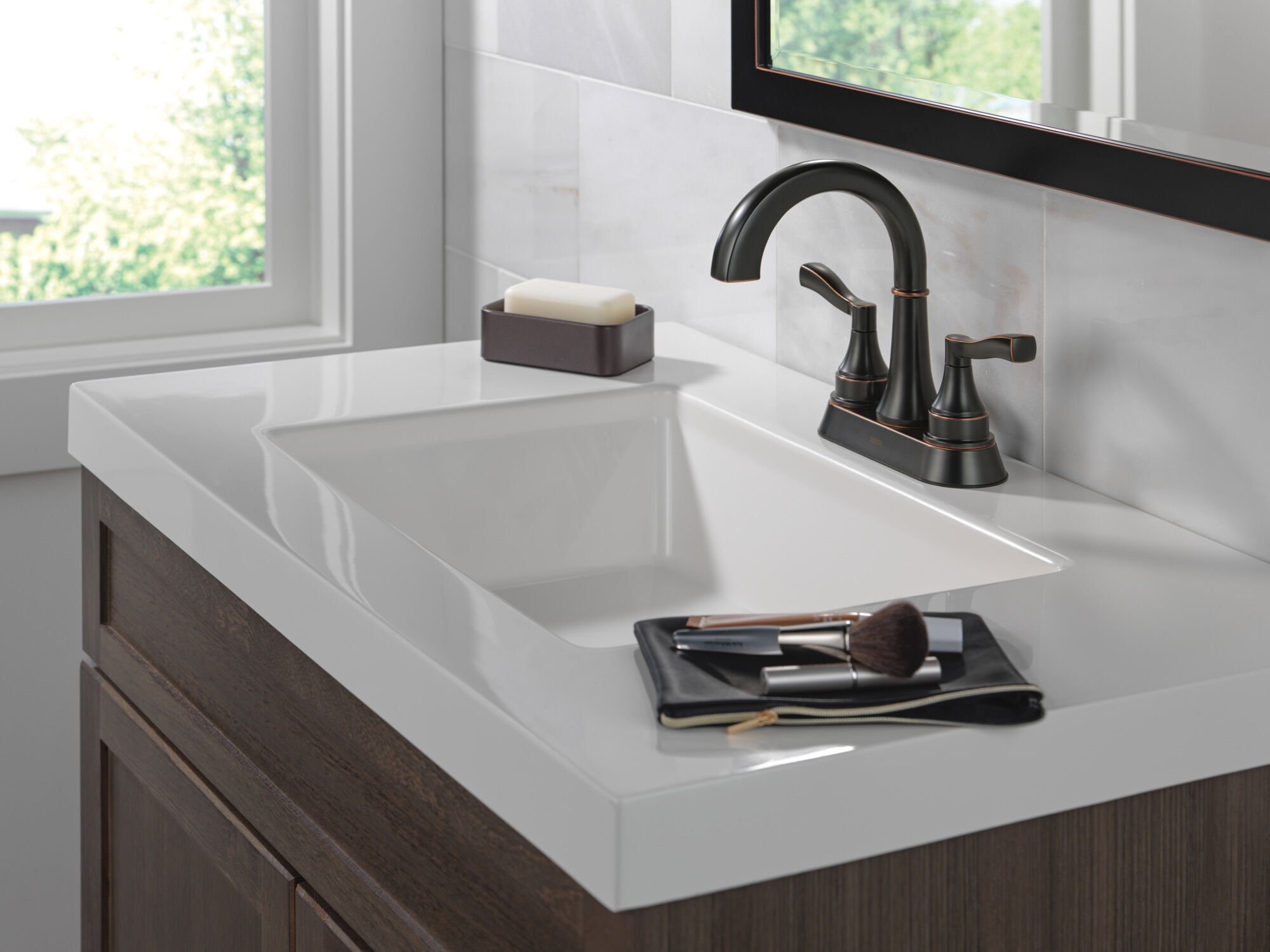 Two Handle Centerset Bathroom Faucet in Oil Rubbed Bronze 25822LF