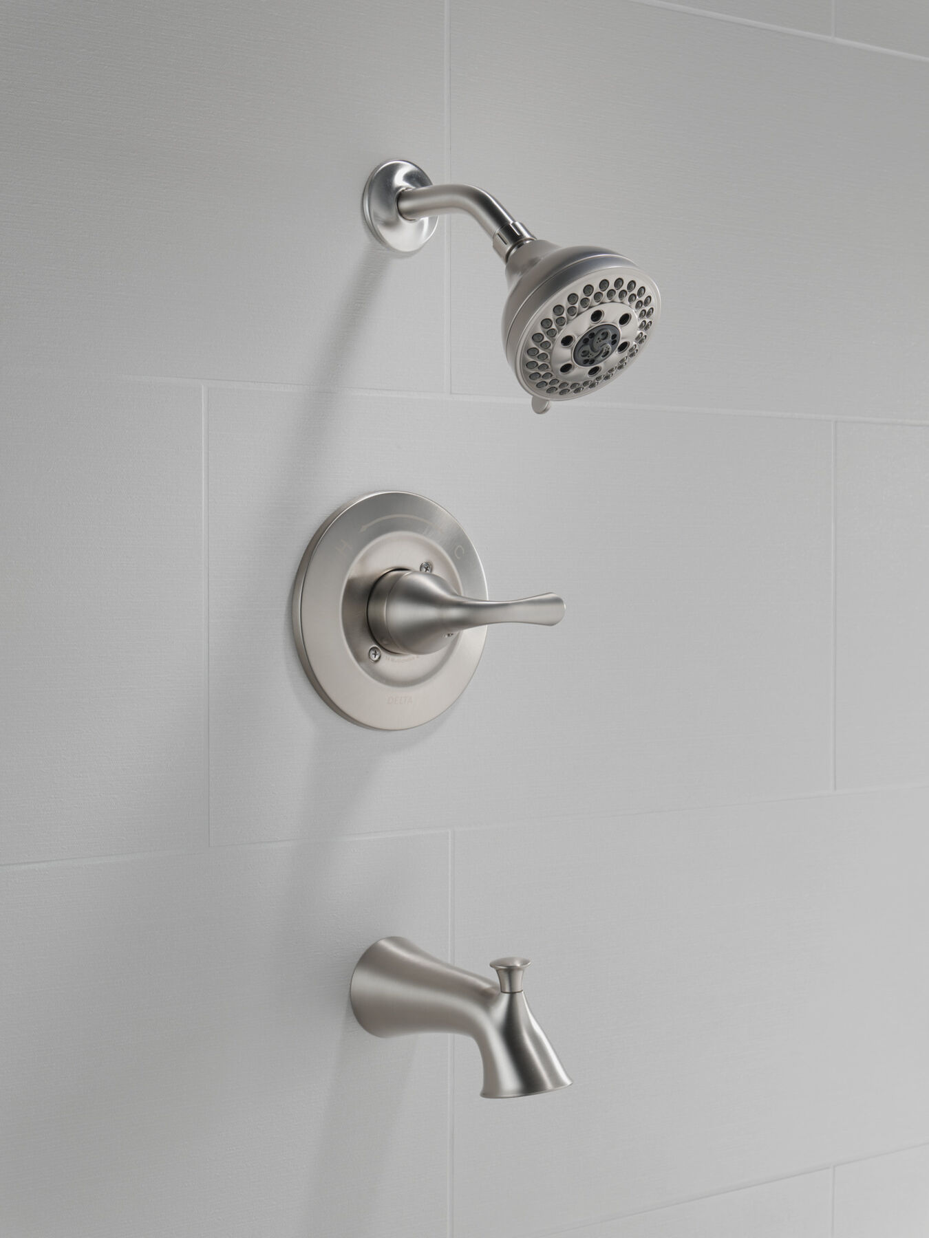Monitor&reg; 14 Series Tub and Shower