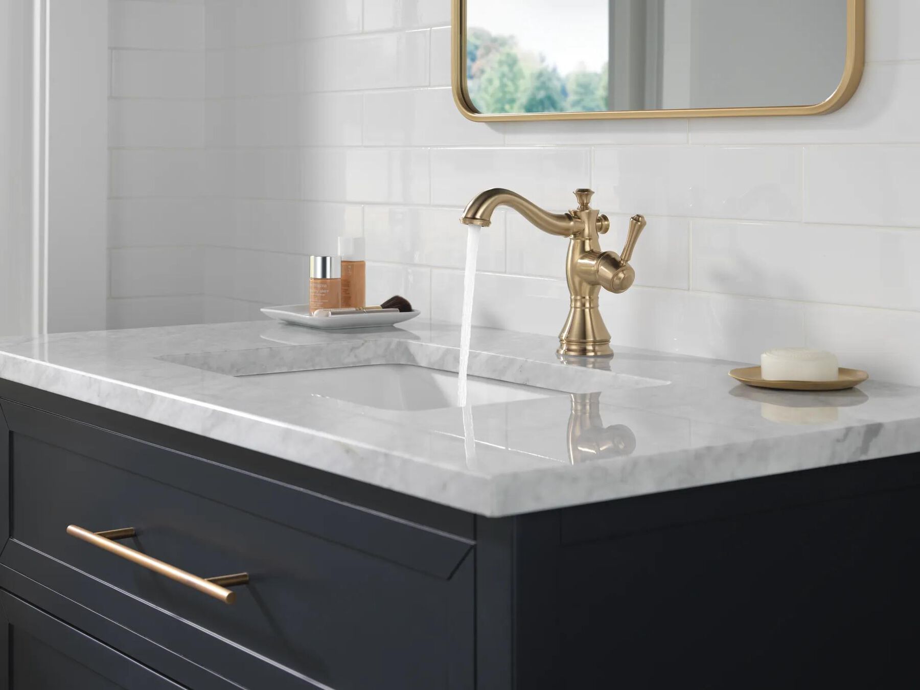 Single Handle Bathroom Faucet