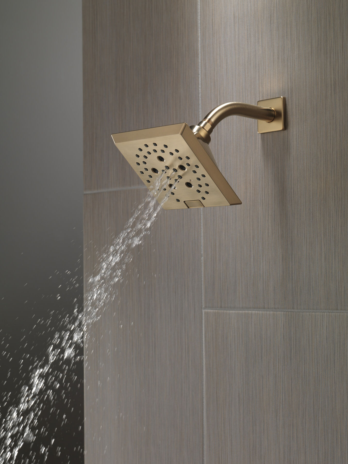 H<sub>2</sub>Okinetic&reg; 5-Setting Angular Modern Raincan Shower Head