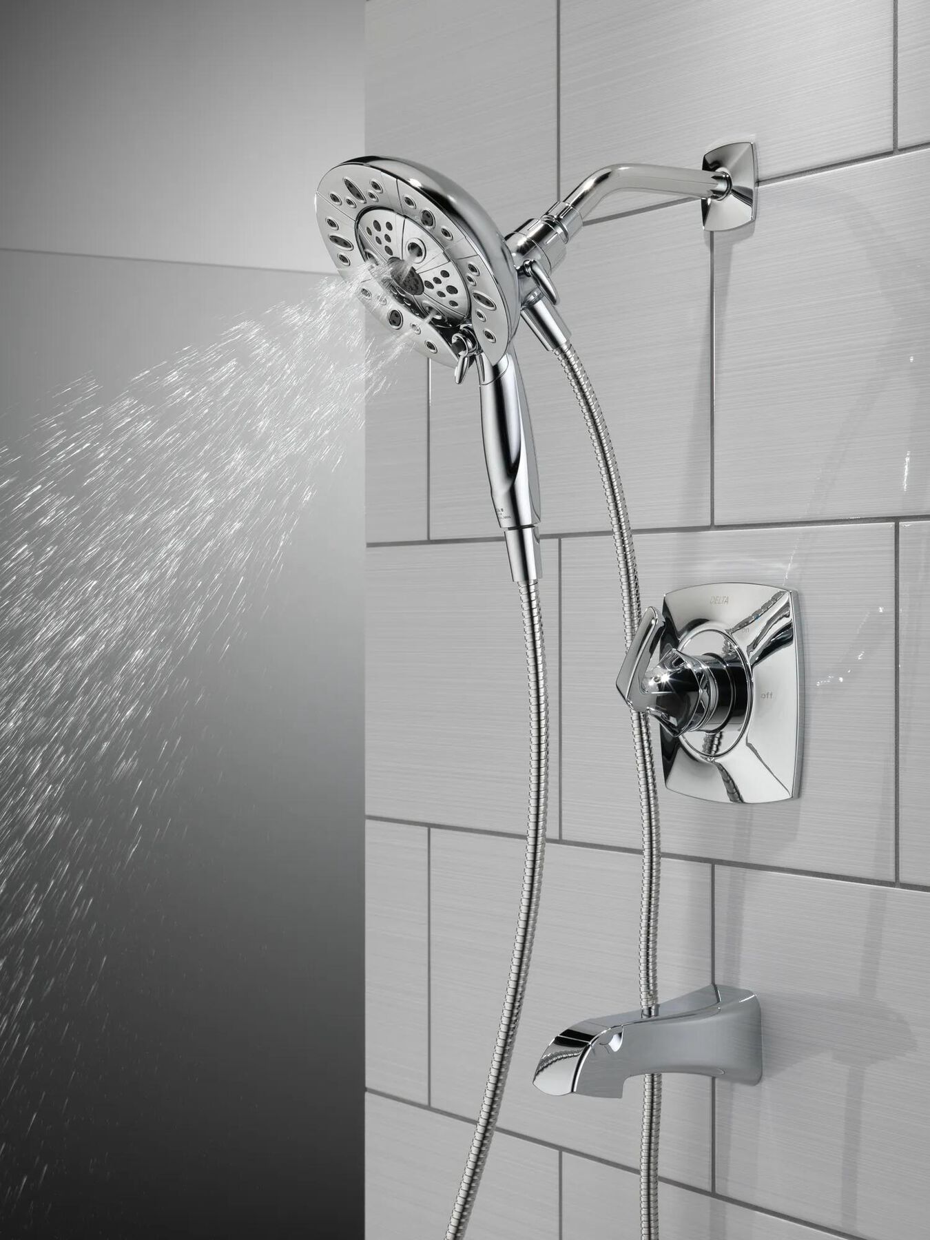 Monitor&reg; 14 Series Tub and Shower with In2ition&reg; Two-in-One Shower