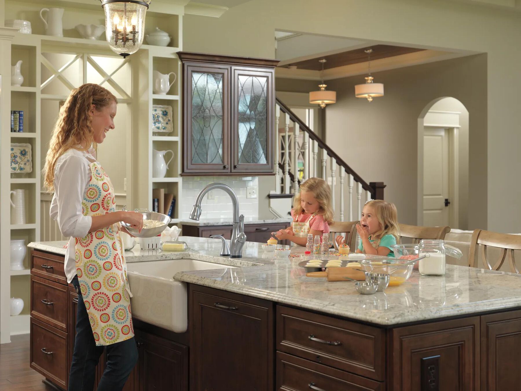 Single Handle Pull-Down Kitchen Faucet with Touch<sub>2</sub>O&reg; and ShieldSpray&reg; Technologies