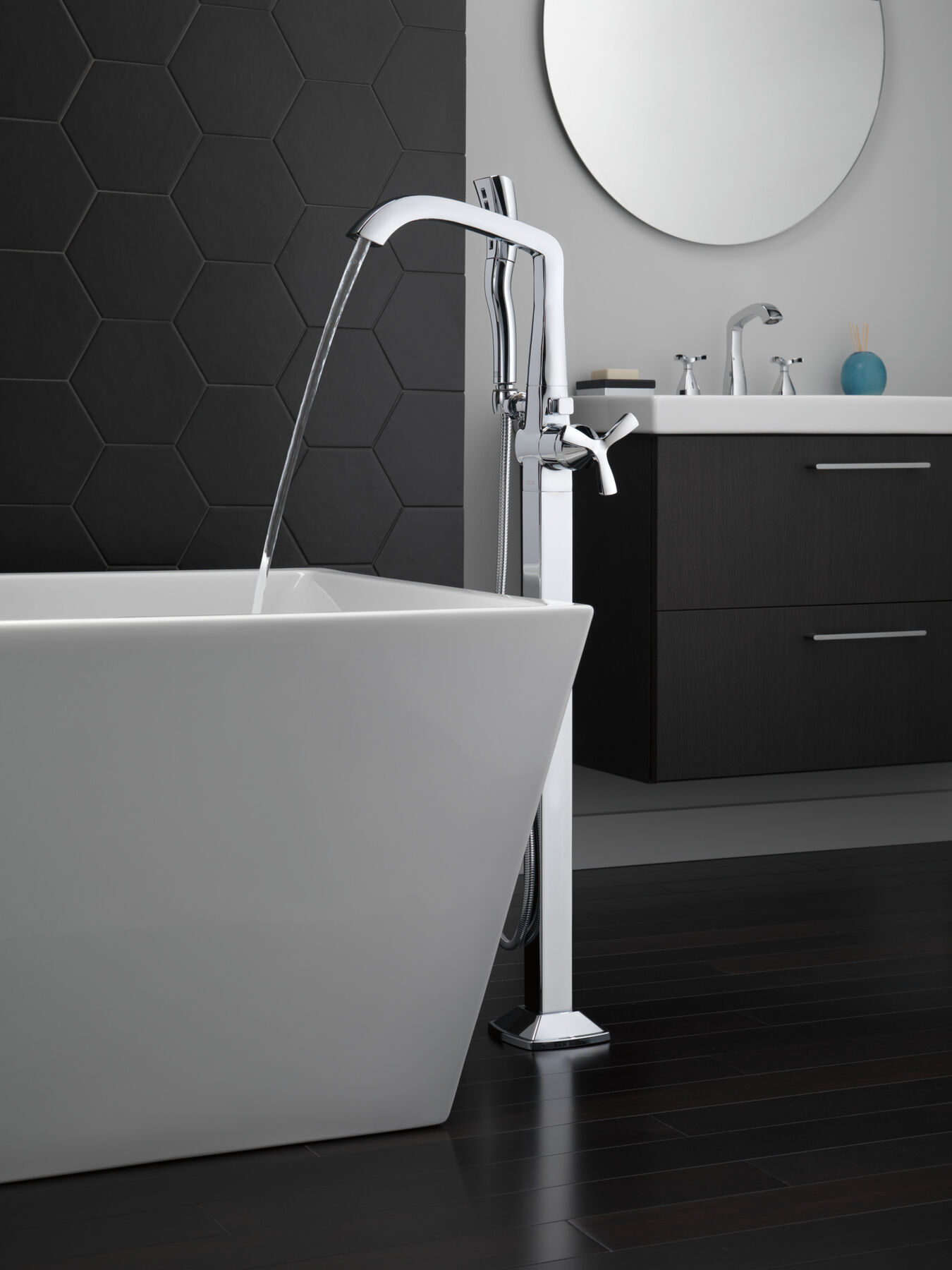 Widespread Bathroom Faucet 2O (Recertified)