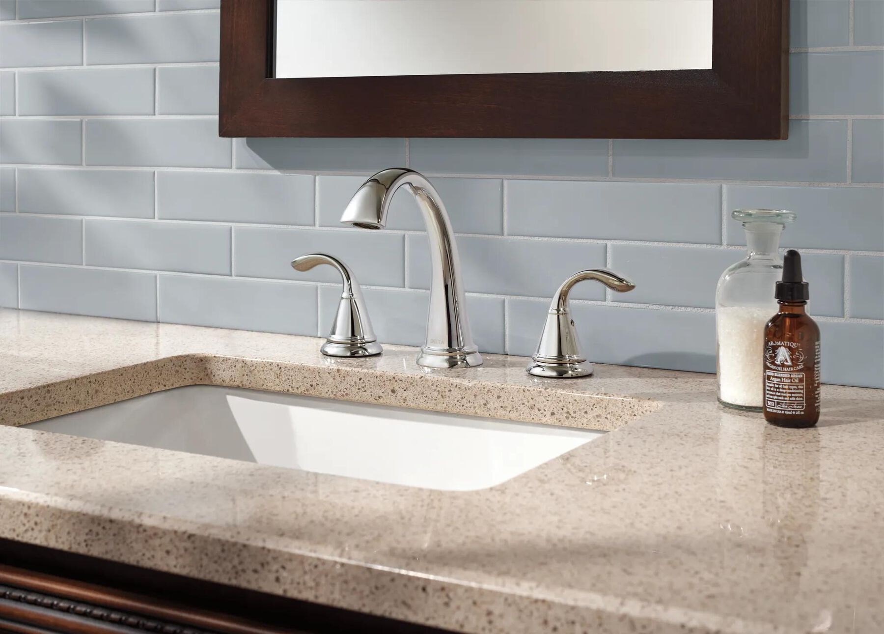 Two Handle Widespread Bathroom Faucet