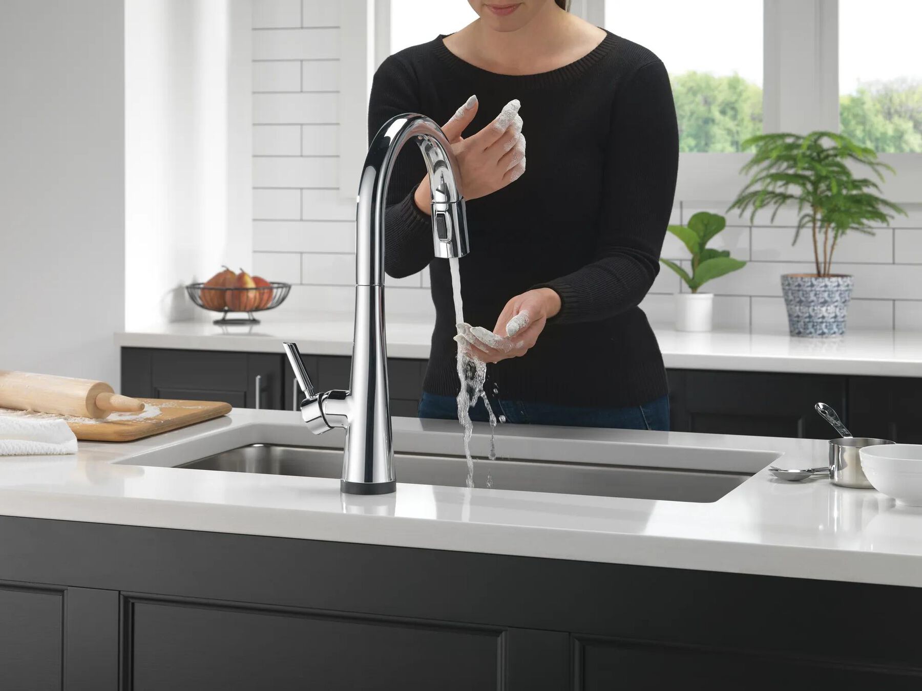 Touch2O Pull-Down Kitchen with Voice