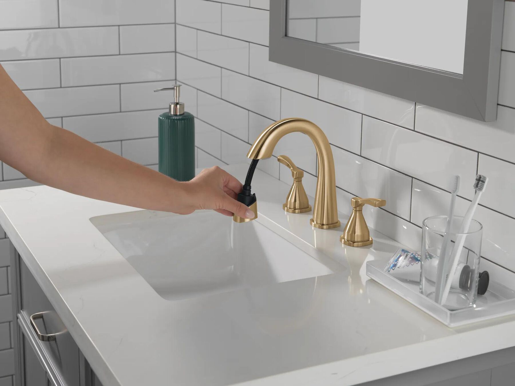 Two Handle Widespread Pull Down Bathroom Faucet