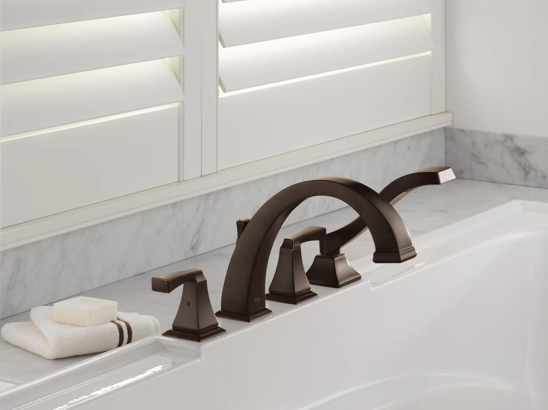 Roman Tub Faucet Trim w/ Hand Shower (Recertified)